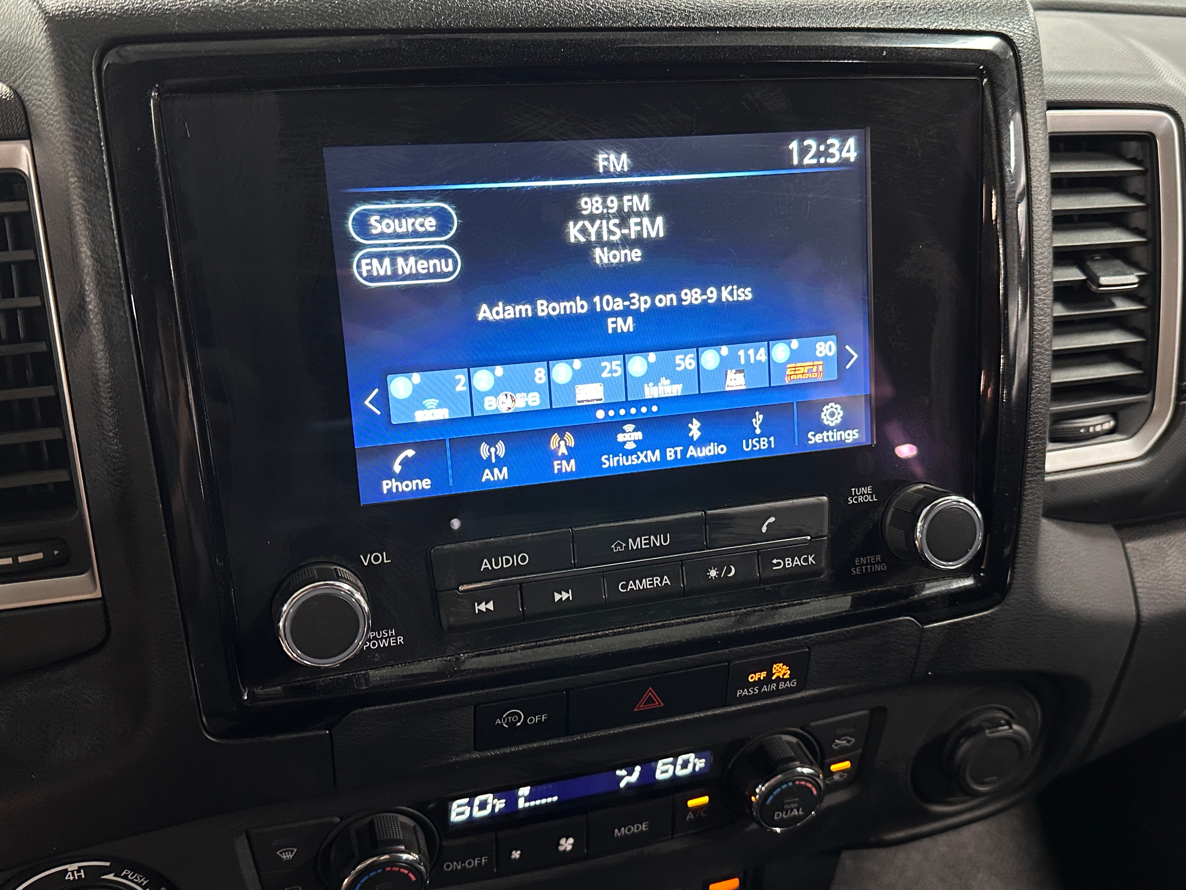 2024 Nissan Frontier SV 4