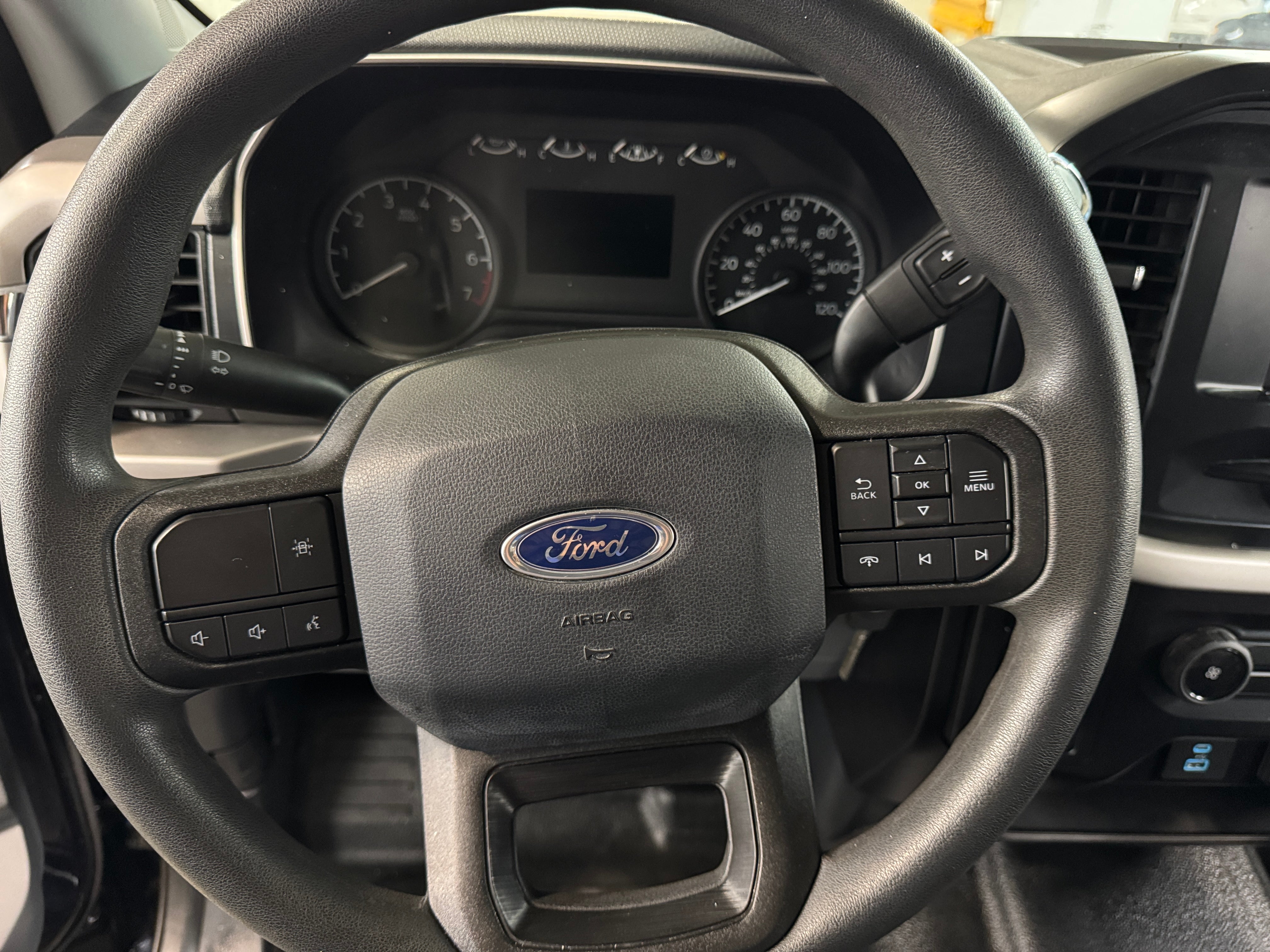 2021 Ford Econoline E-150 4