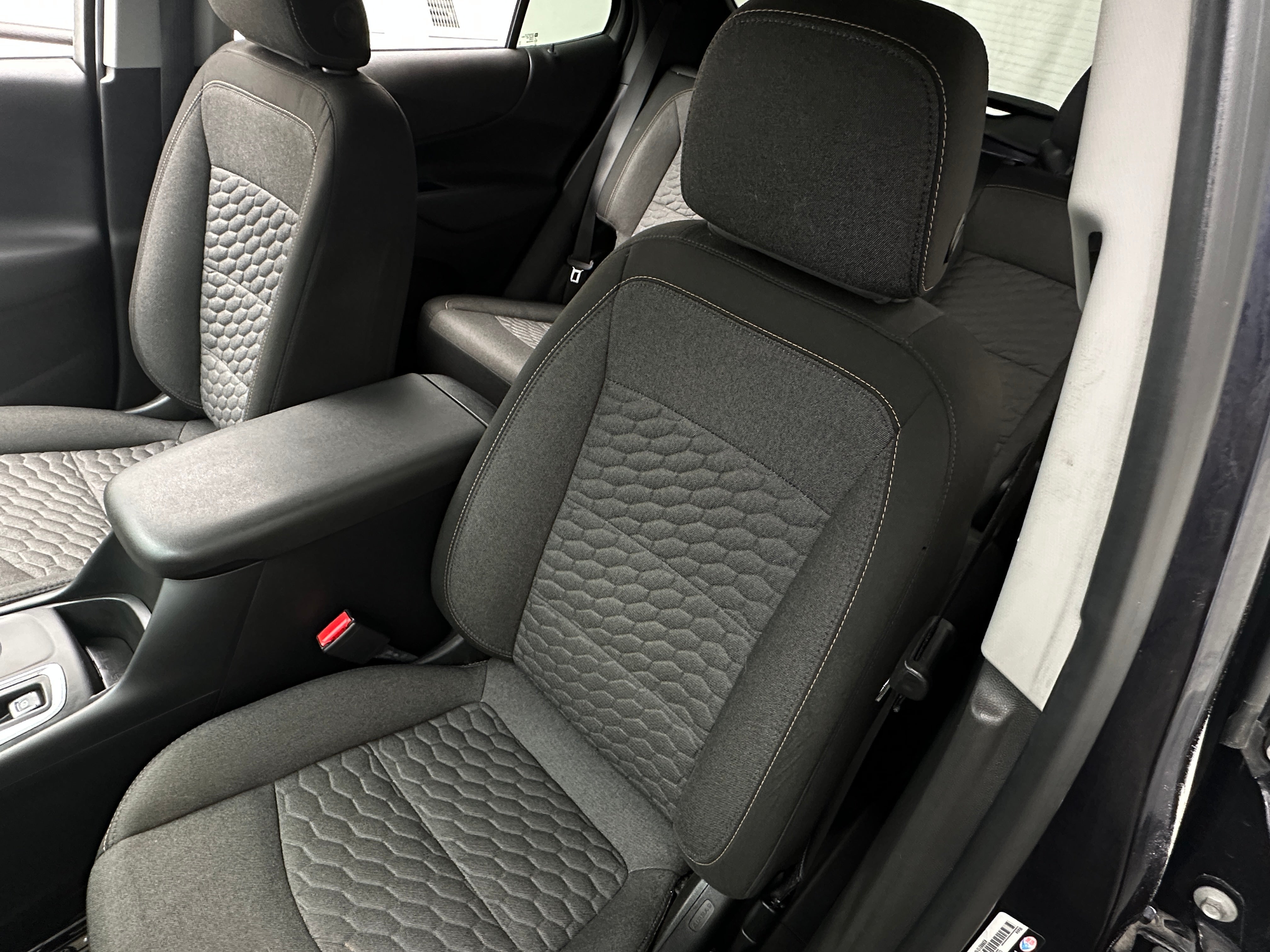 2020 Chevrolet Equinox LT 2