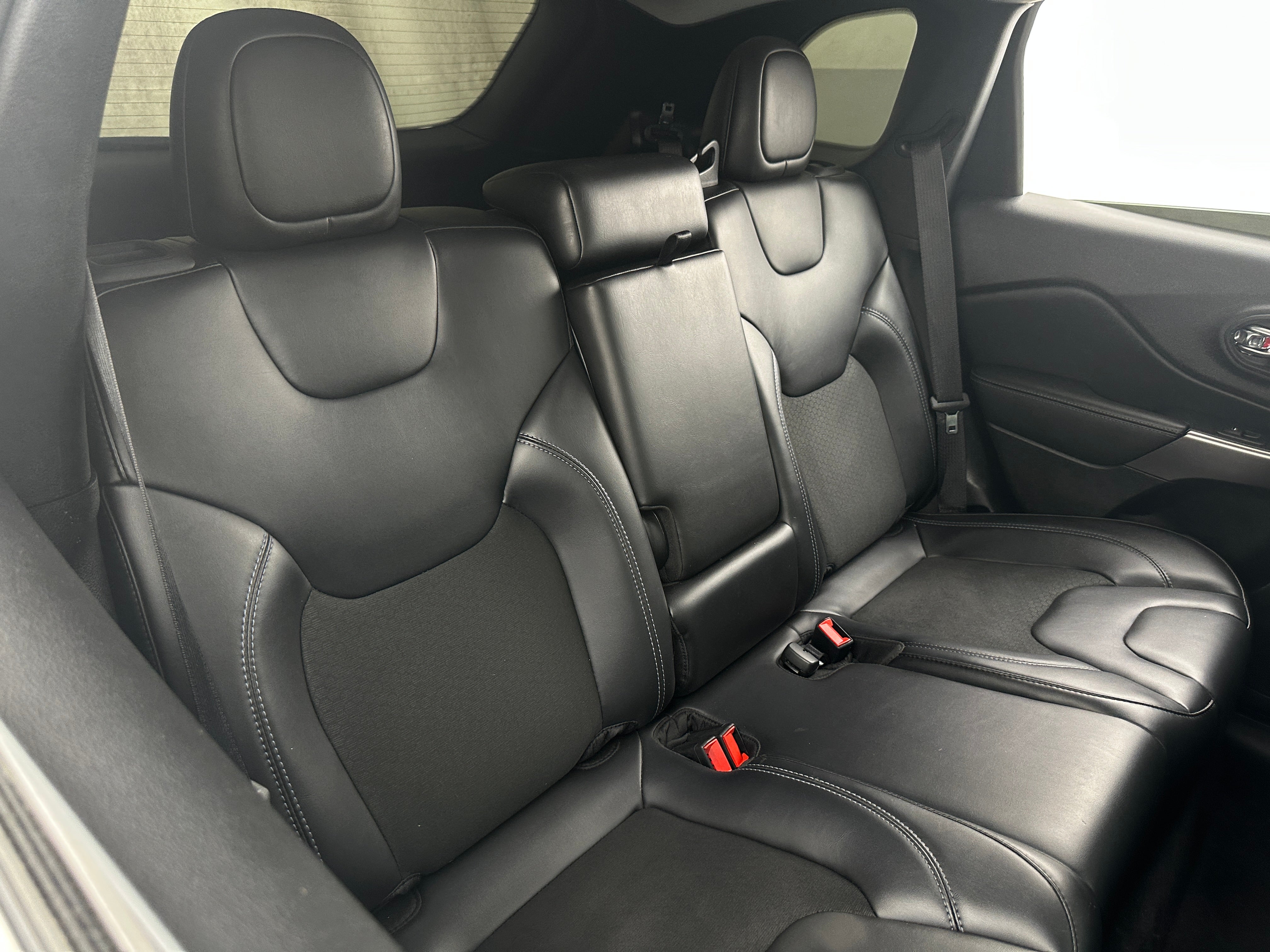 2021 Jeep Cherokee Latitude 6