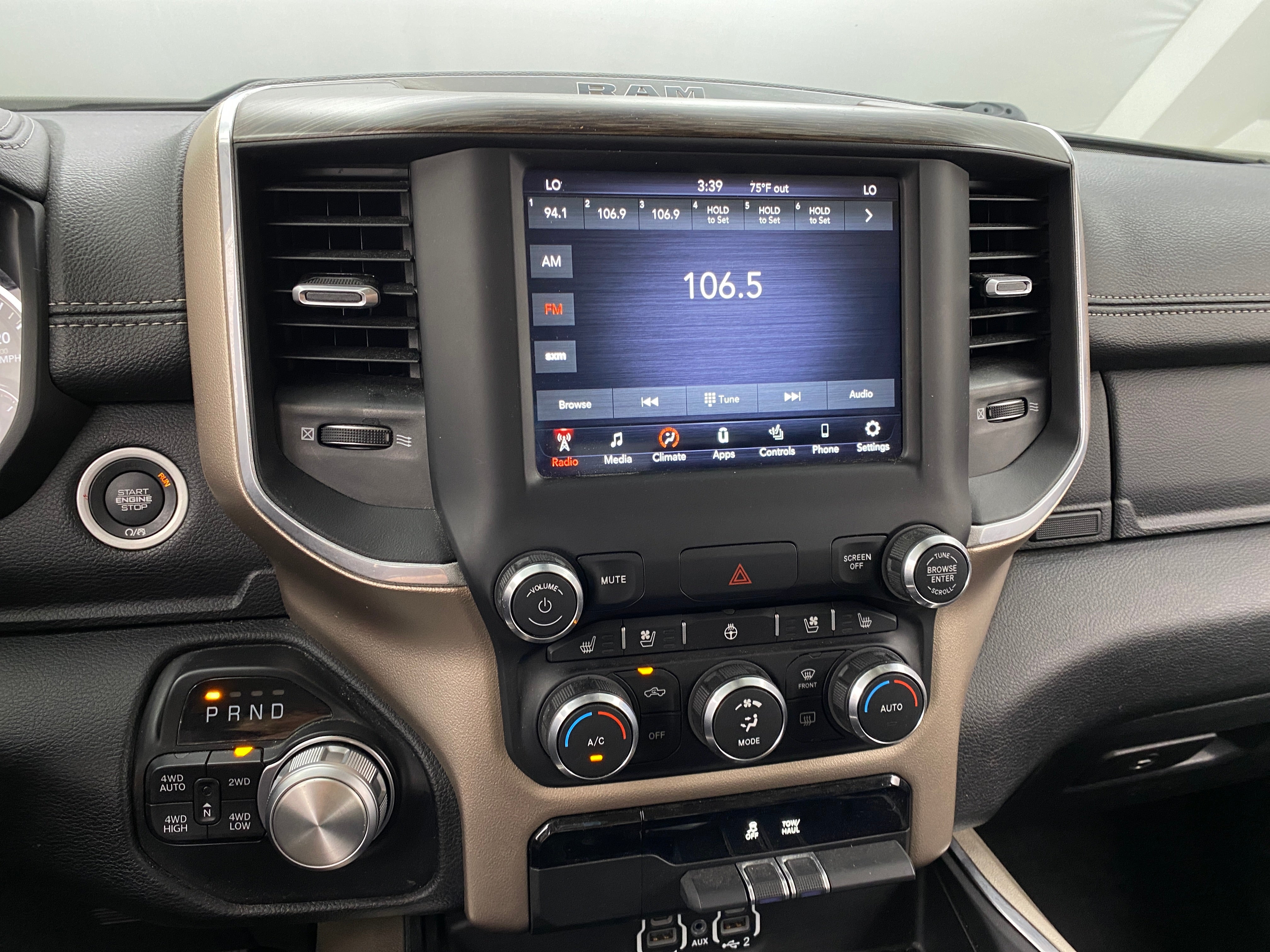 2020 RAM 1500 Laramie 4