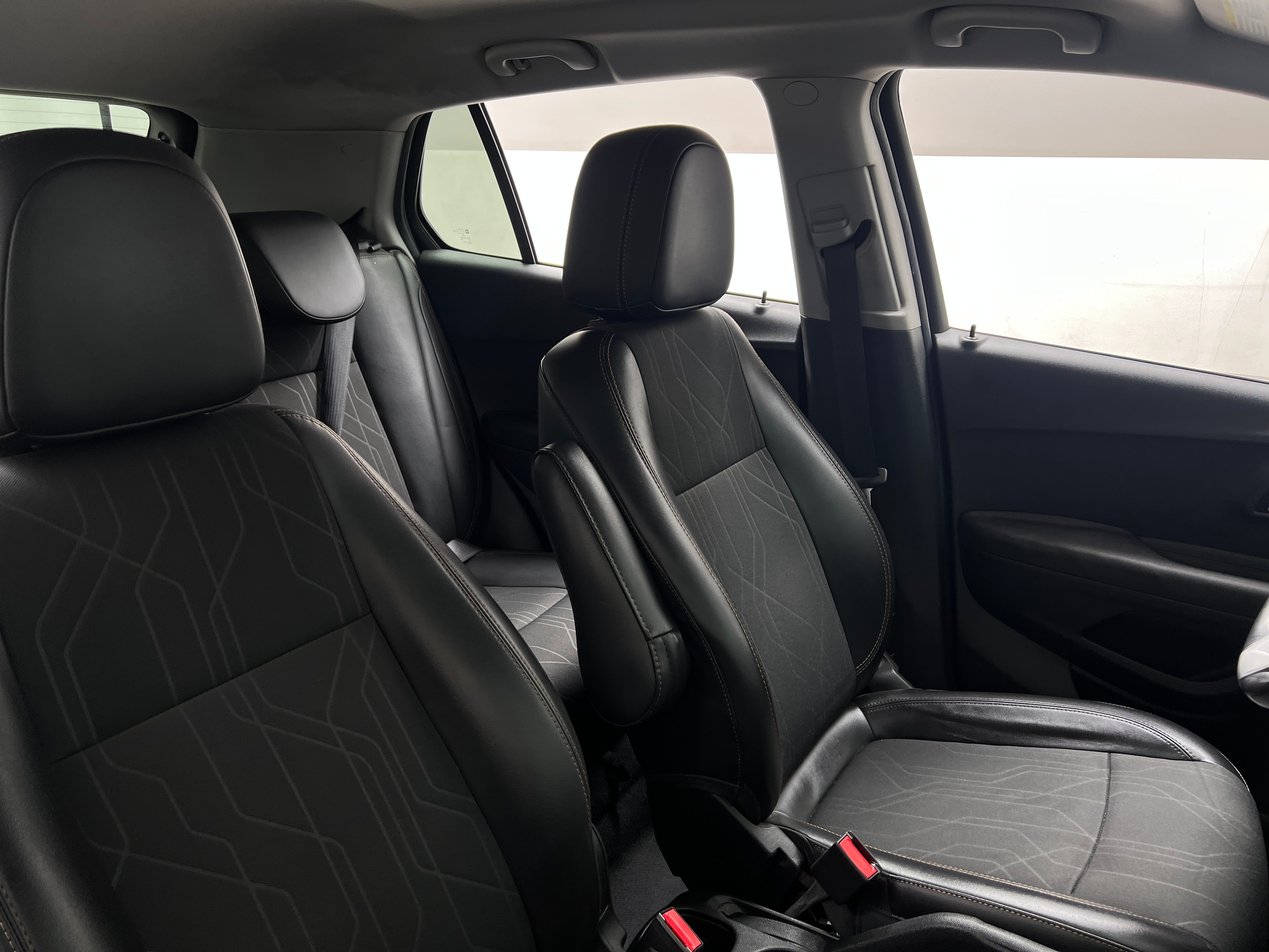 2019 Chevrolet Trax LT 2