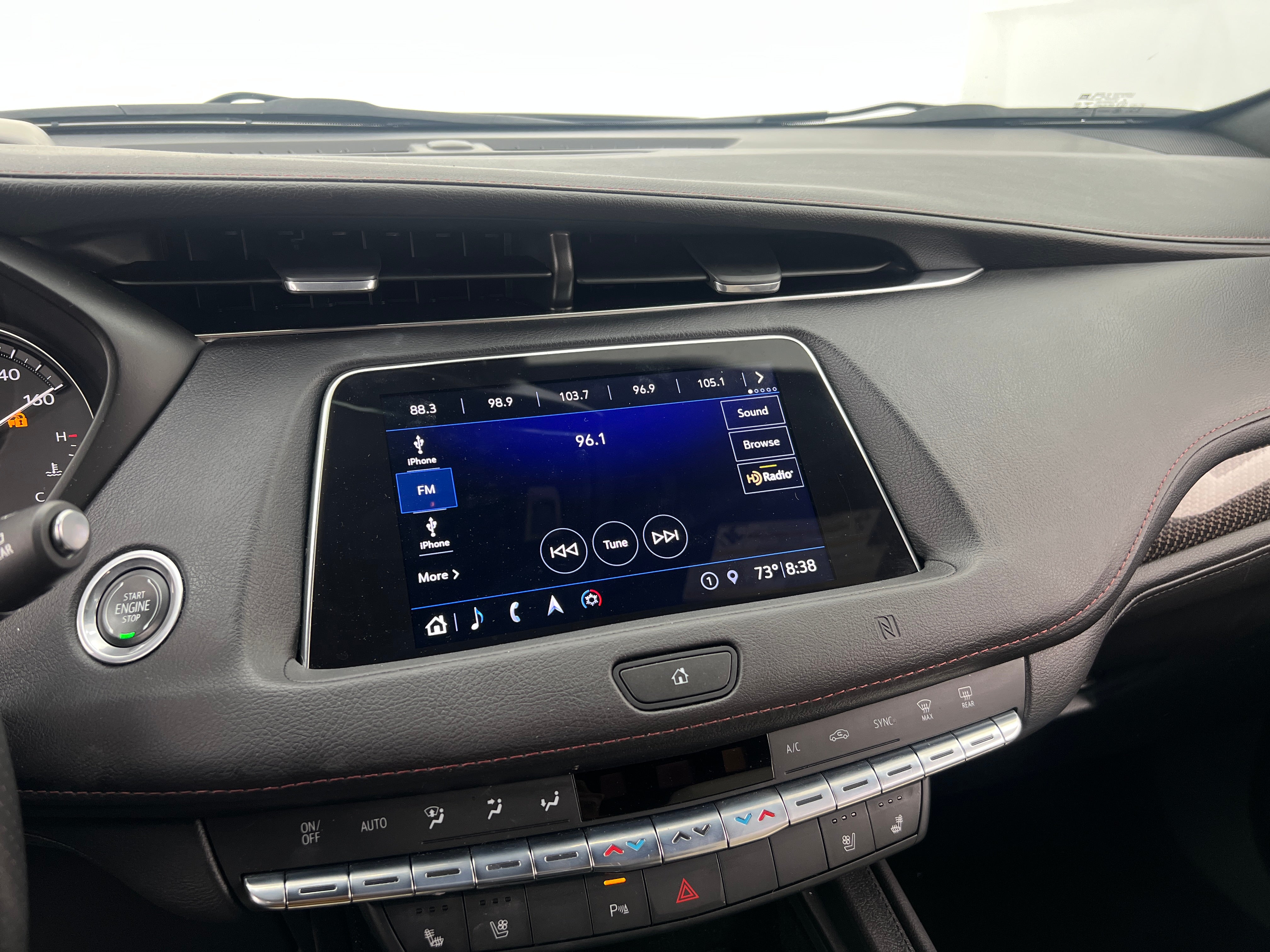 2019 Cadillac XT4 Sport 3