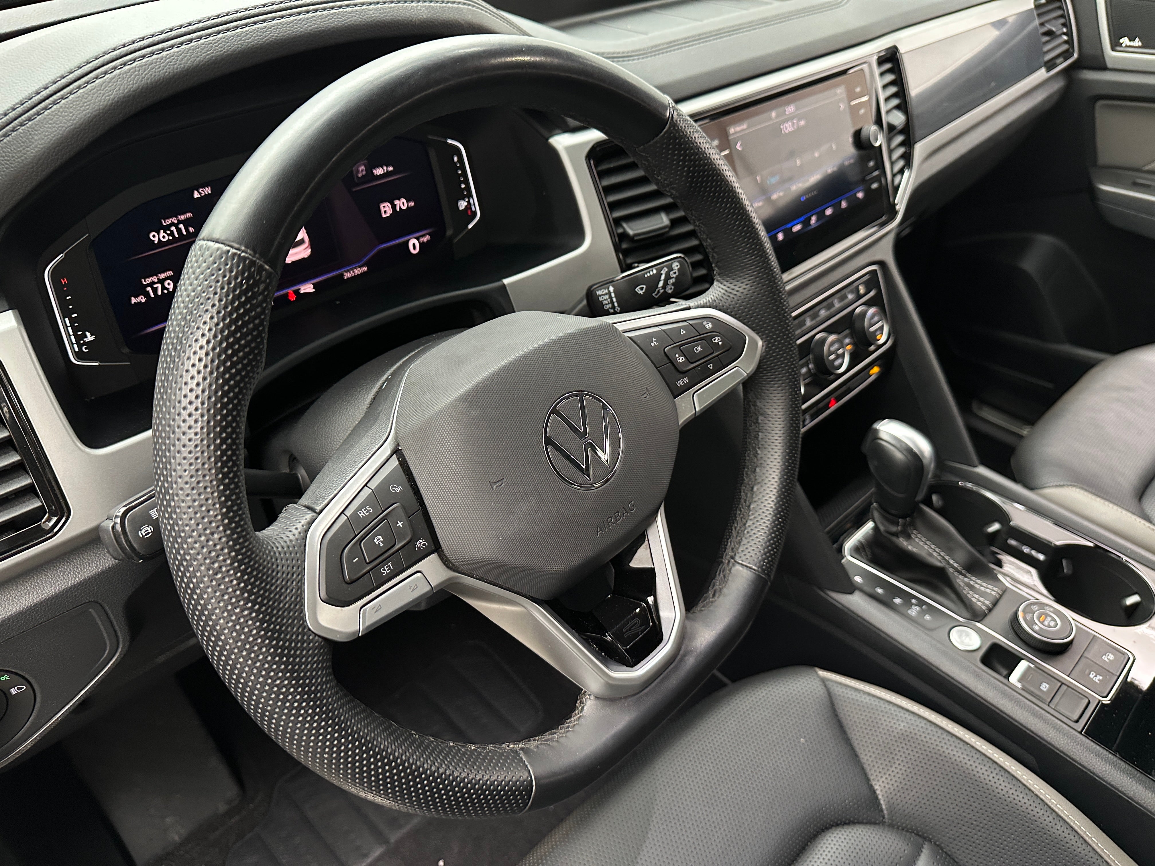 2023 Volkswagen Atlas SEL 4