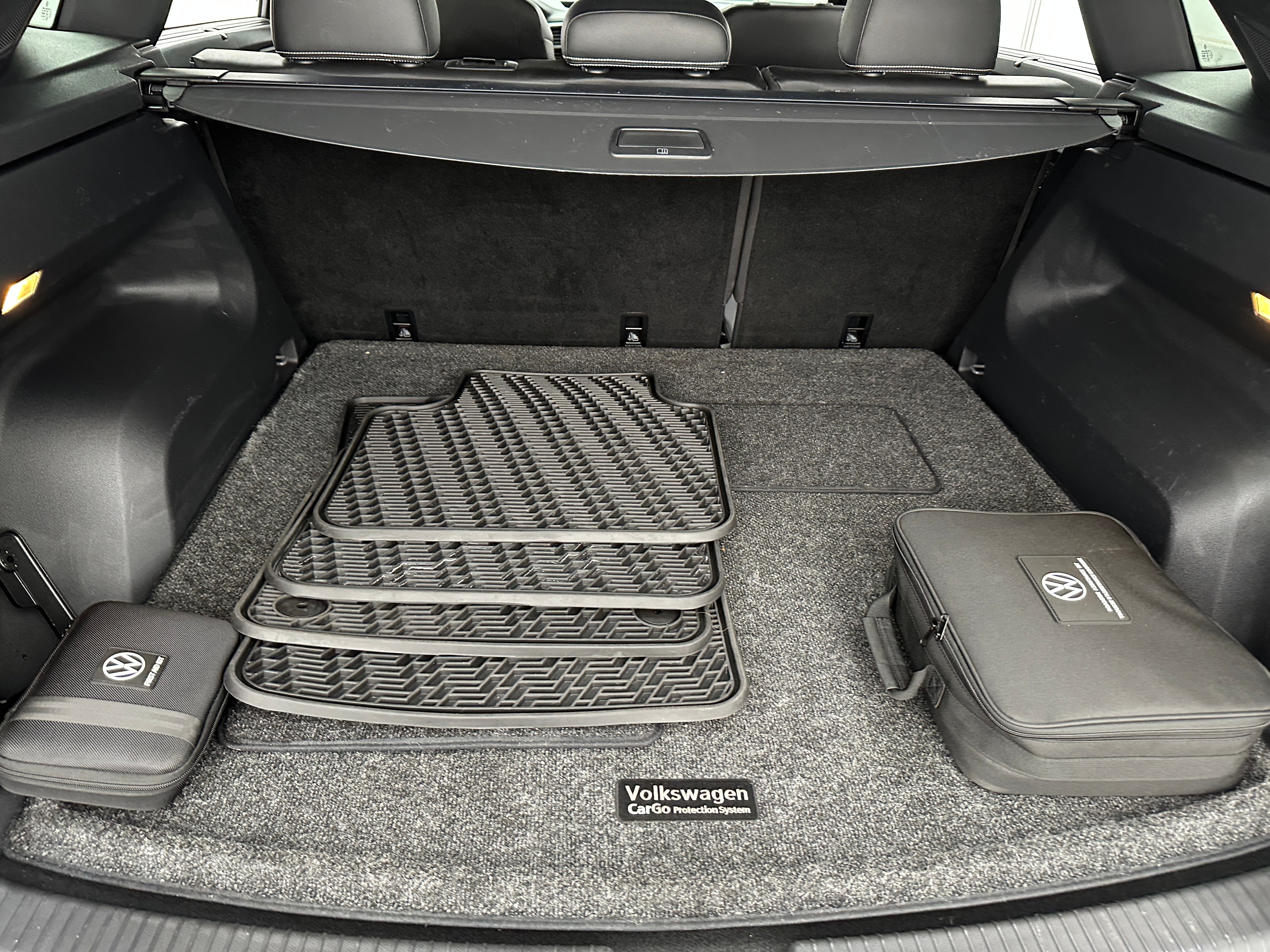2023 Volkswagen Atlas SEL 6