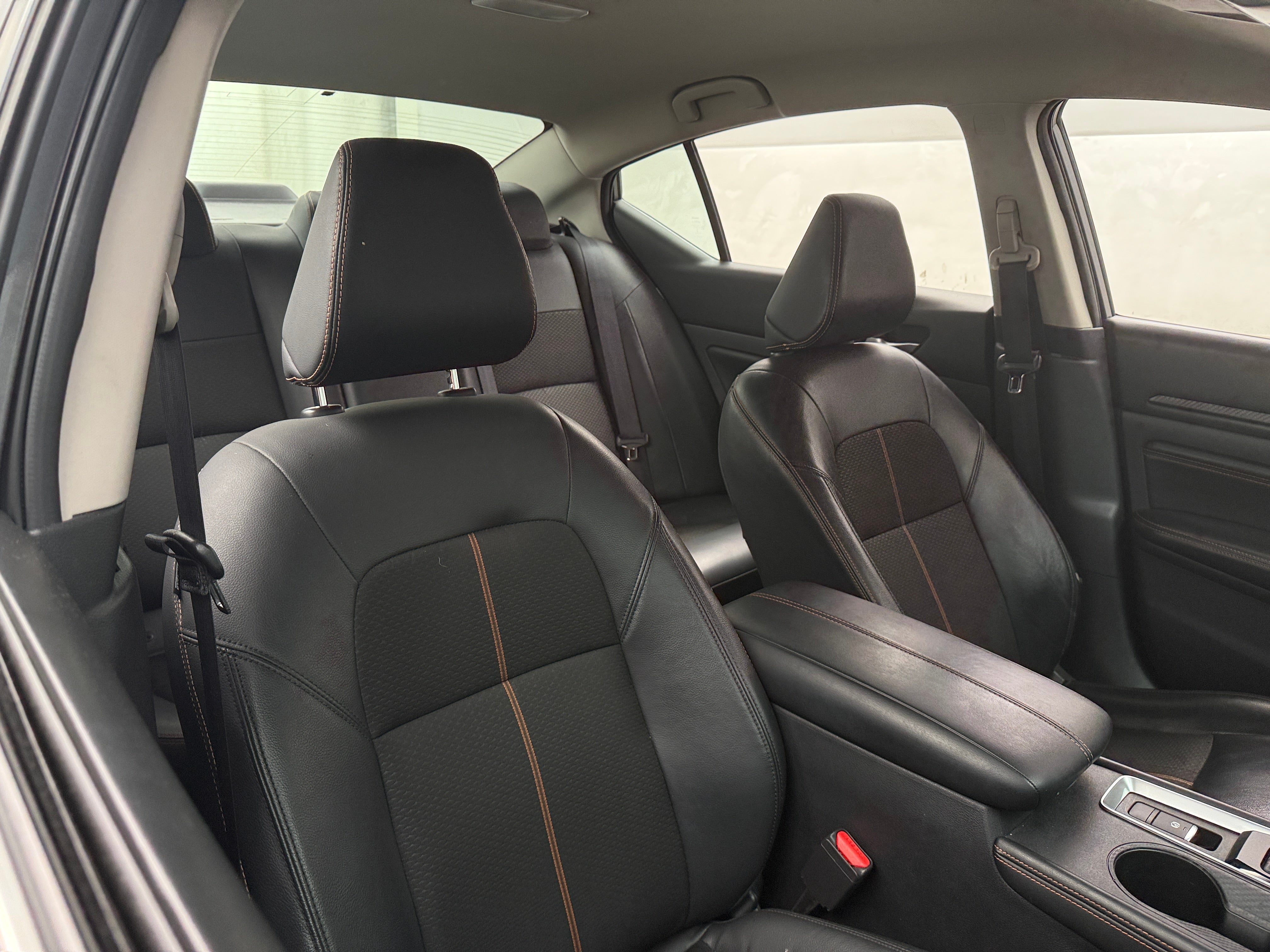 2021 Nissan Altima SR 2