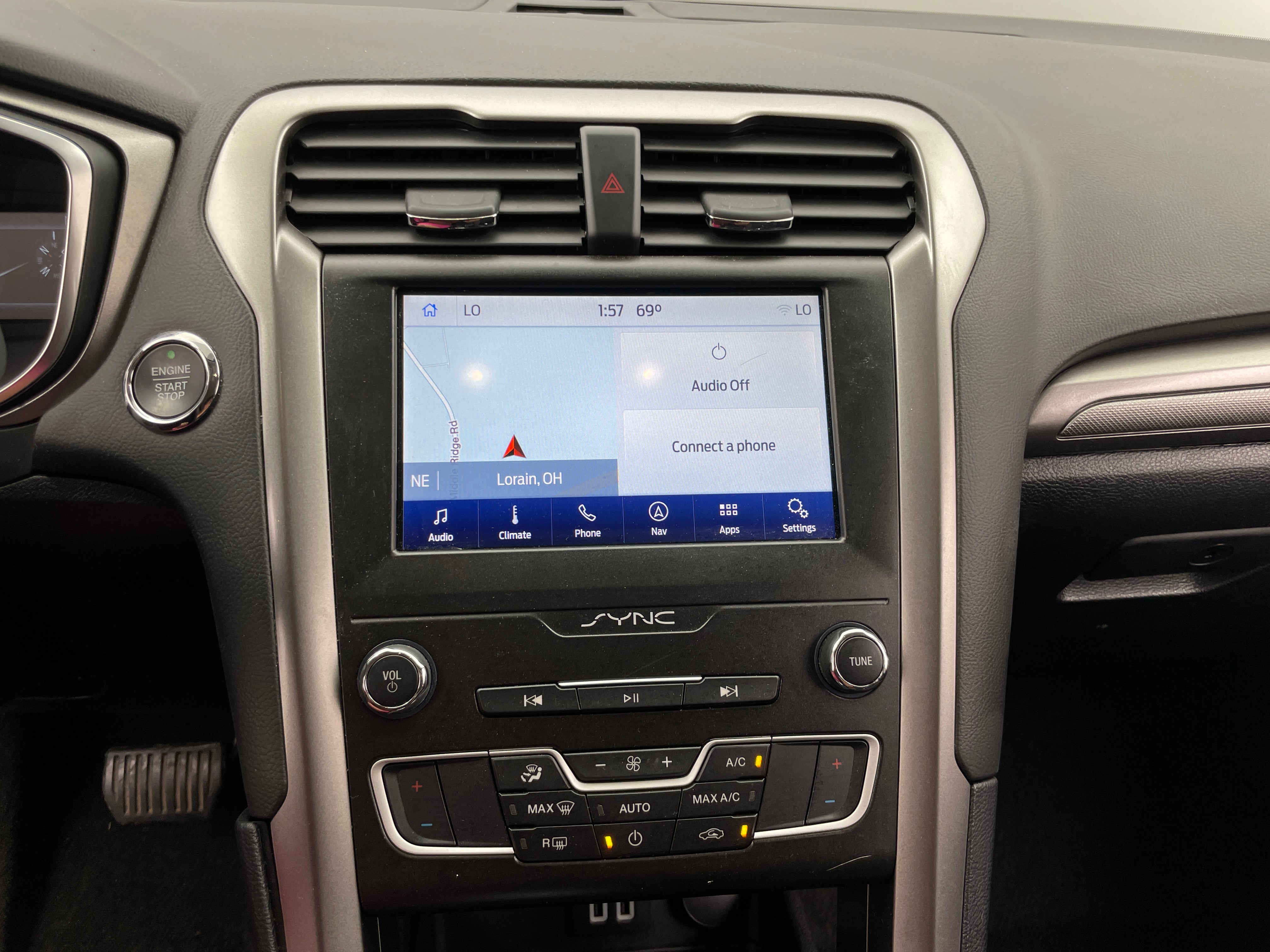 2020 Ford Fusion SE 4