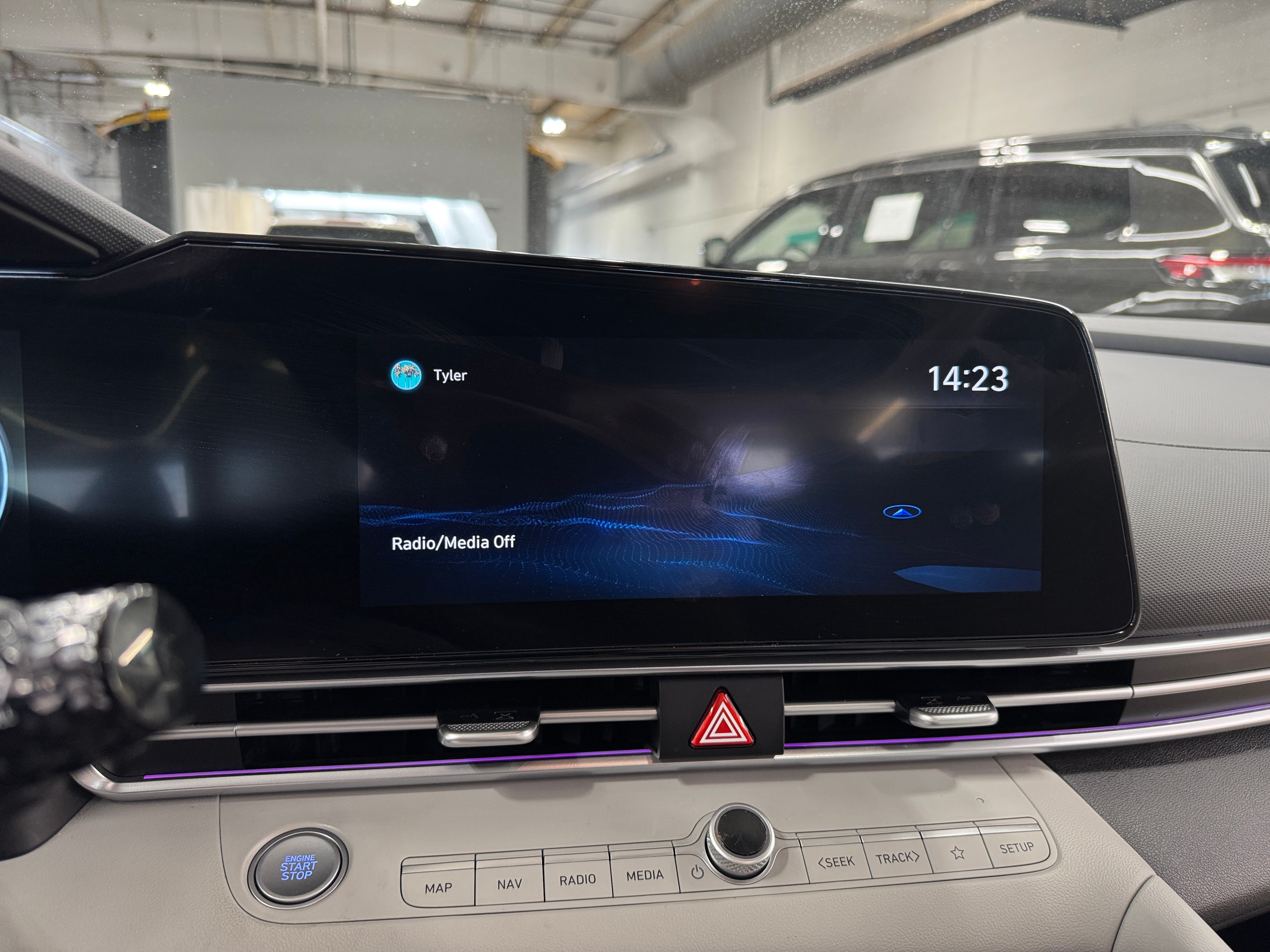 2021 Hyundai Elantra Limited Edition 3