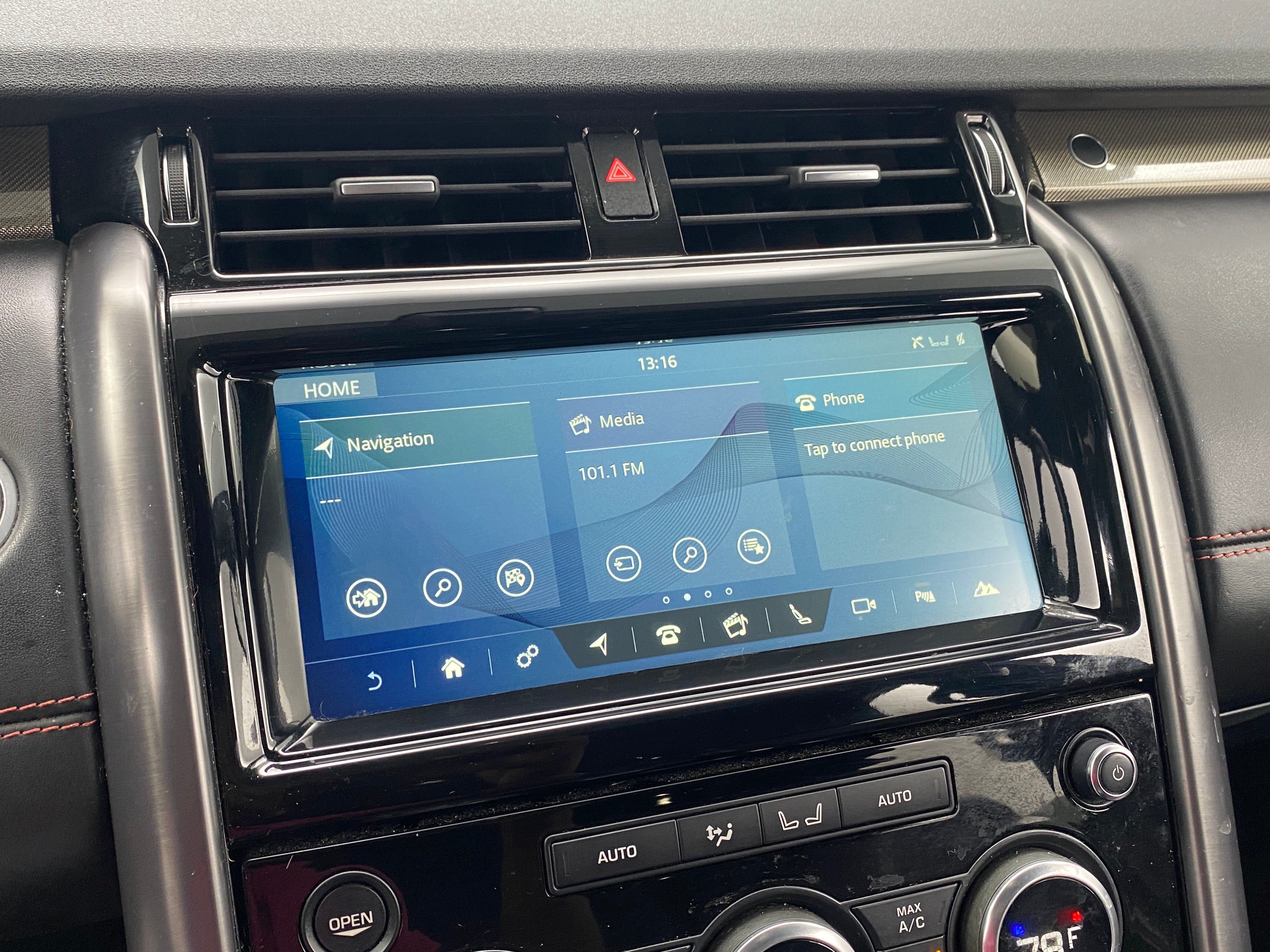 2018 Land Rover Discovery HSE Luxury 3