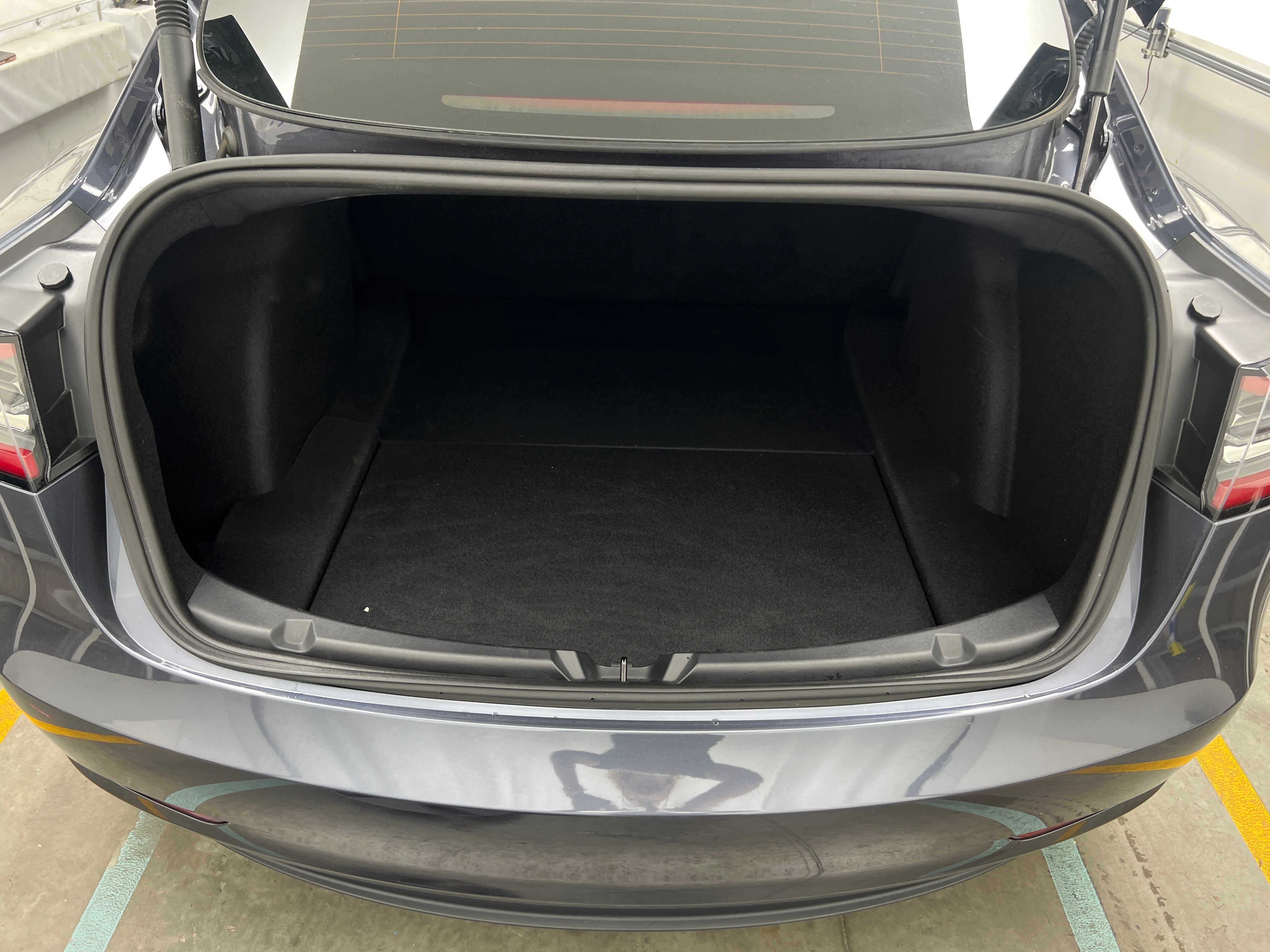 2023 Tesla Model 3 Standard Range 6