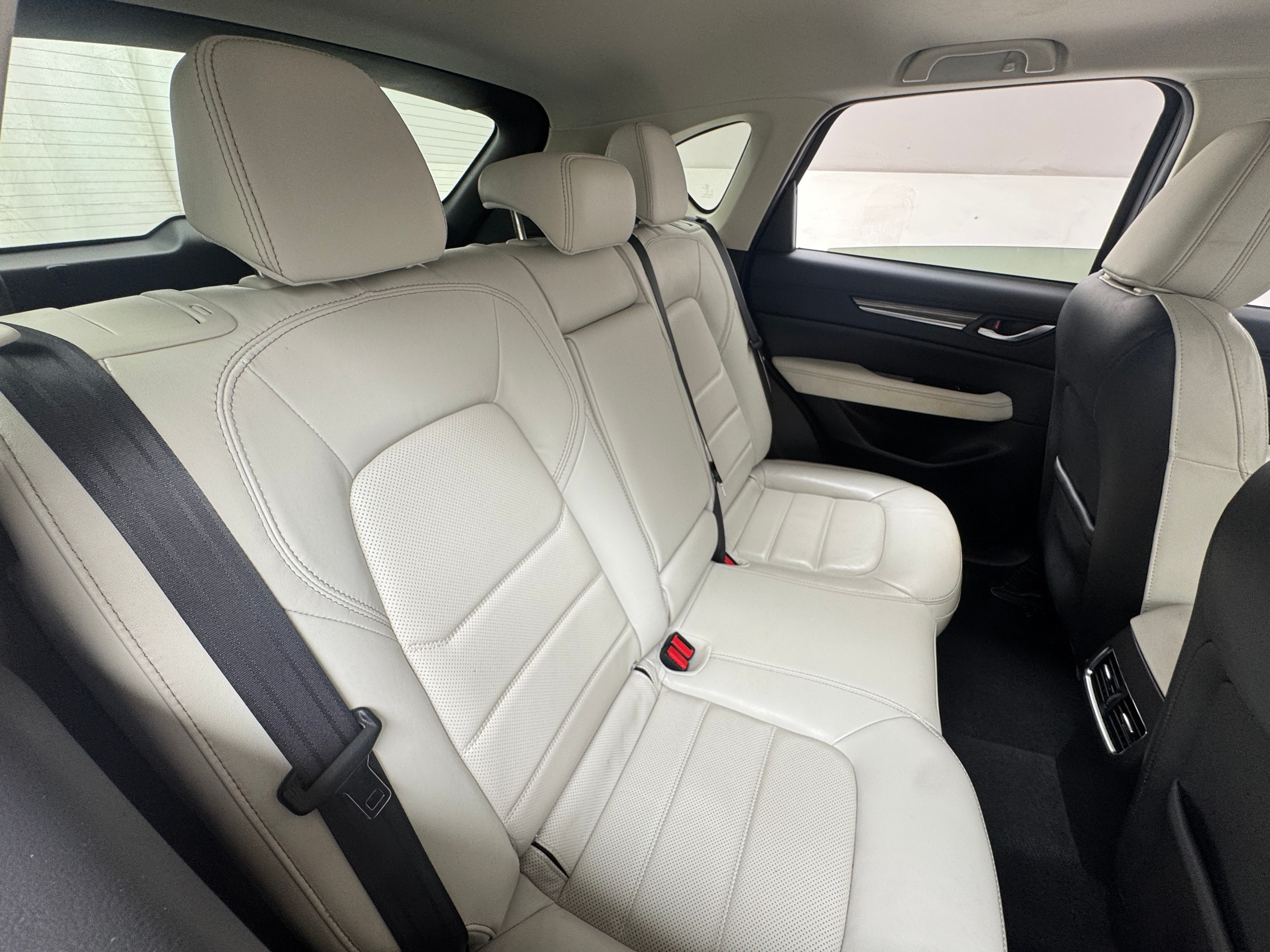 2022 Mazda CX-5 S Premium 5