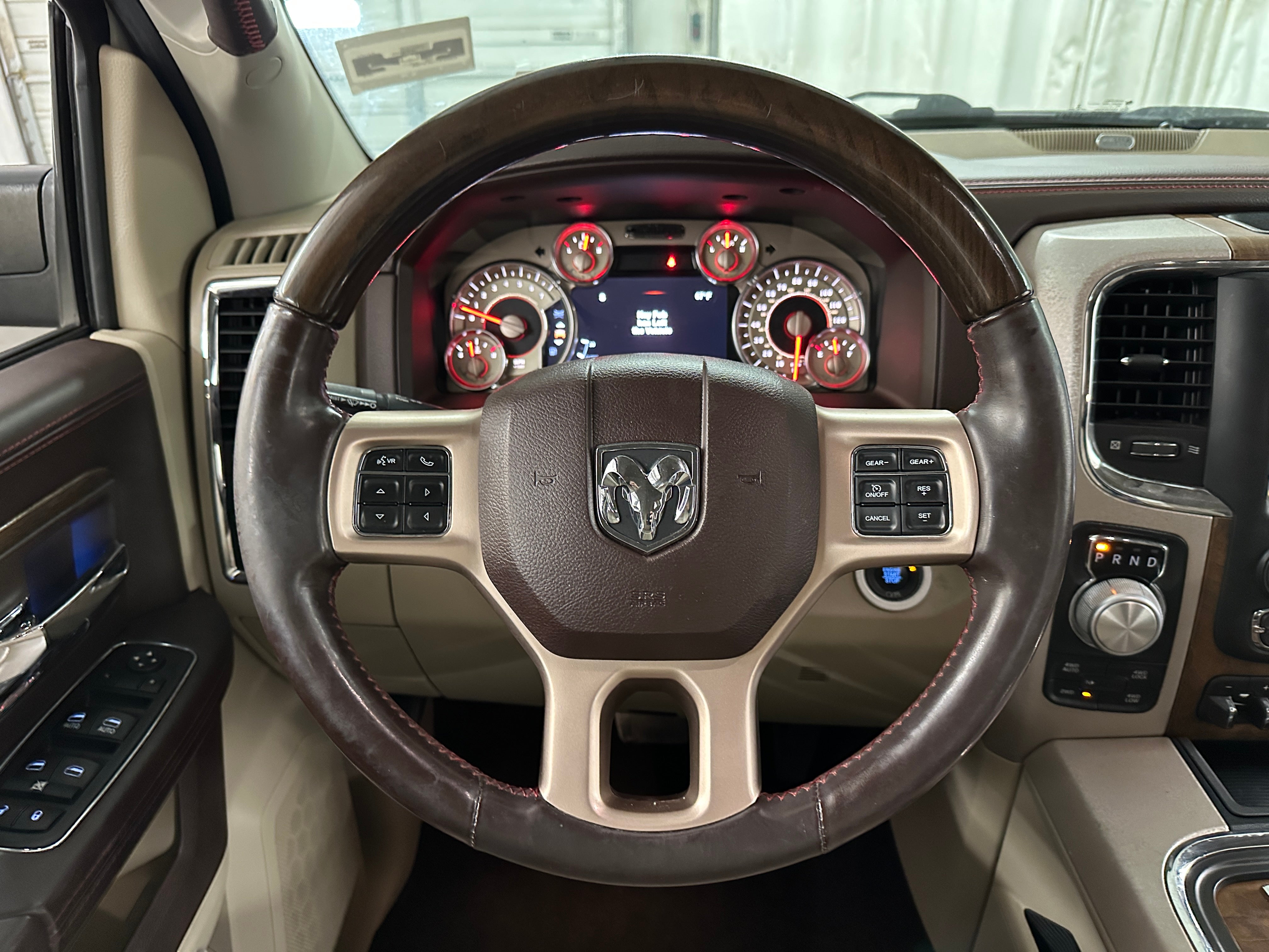 2018 RAM 1500 laramie Longhorn 4
