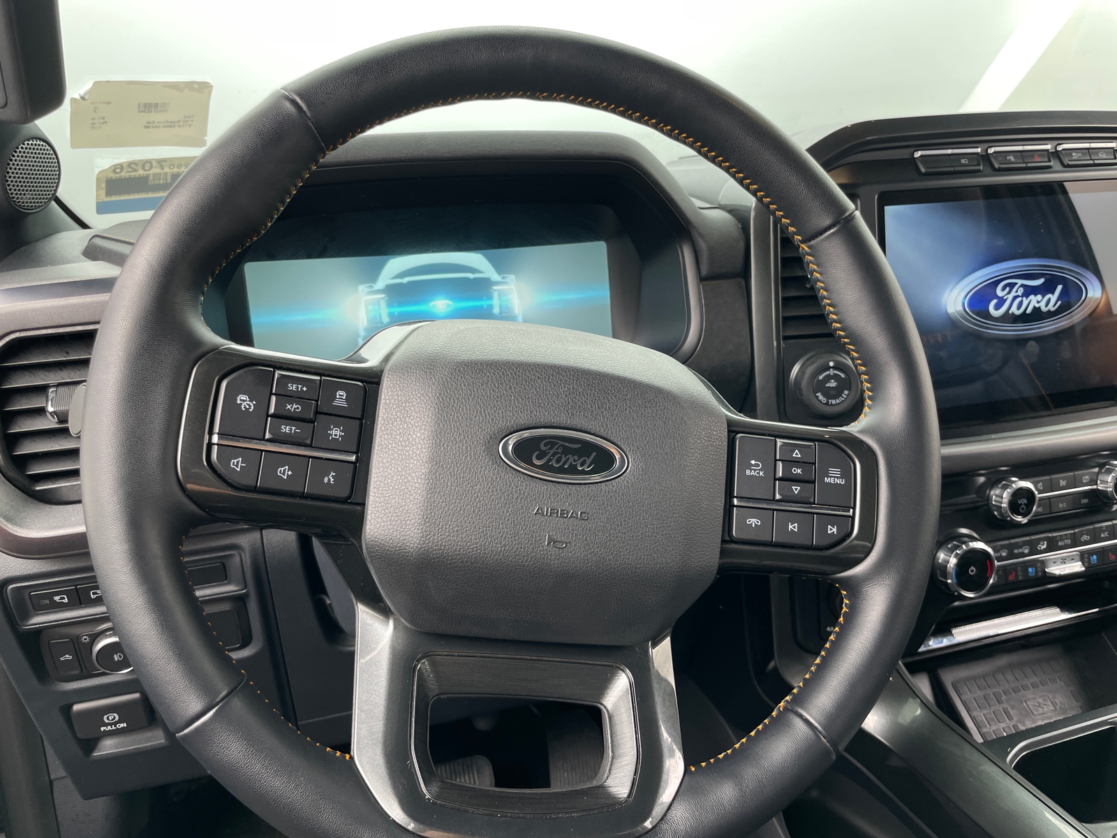 Thumbnail: 2022 Ford Econoline - 4