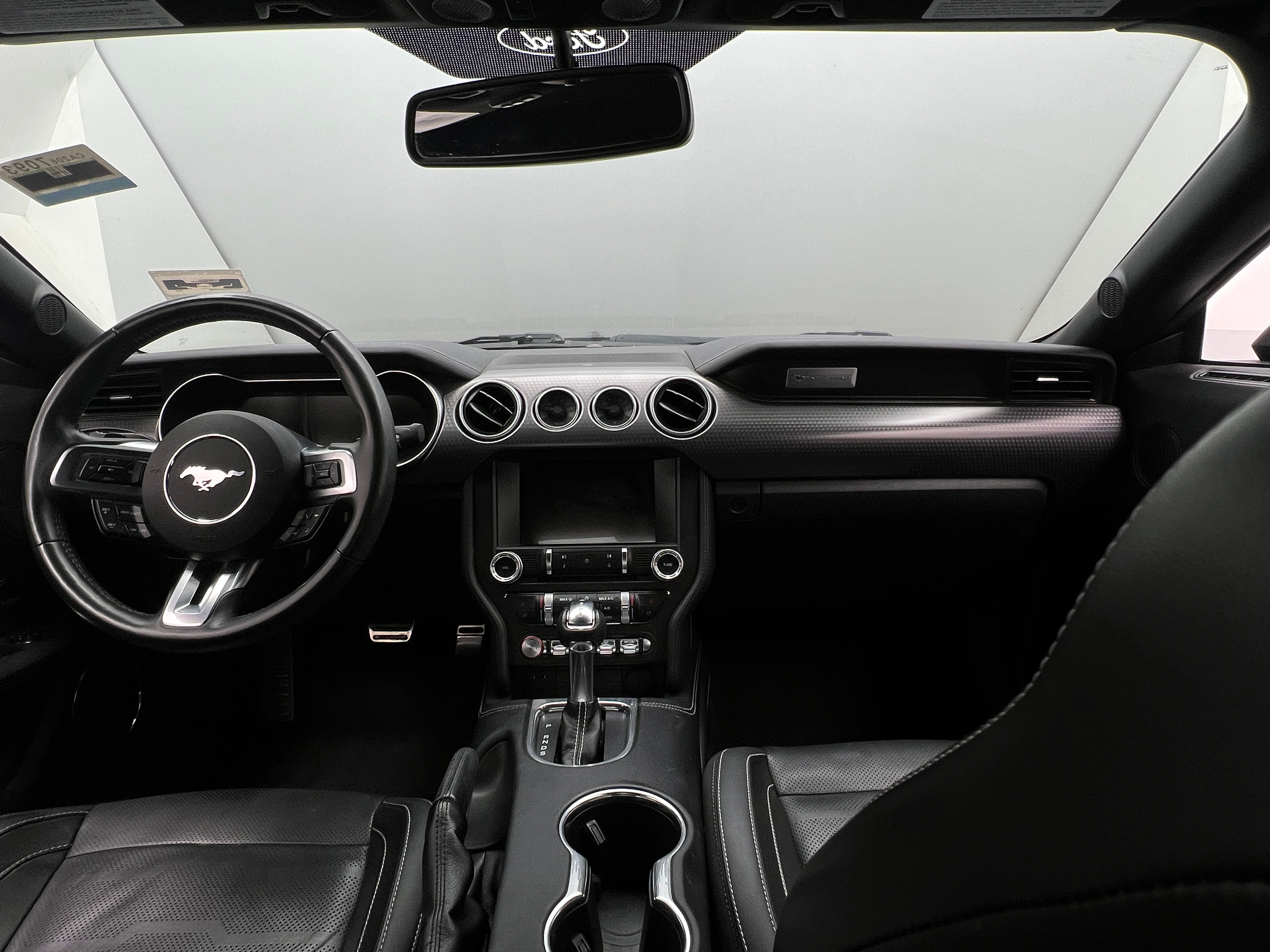 2019 Ford Mustang  3