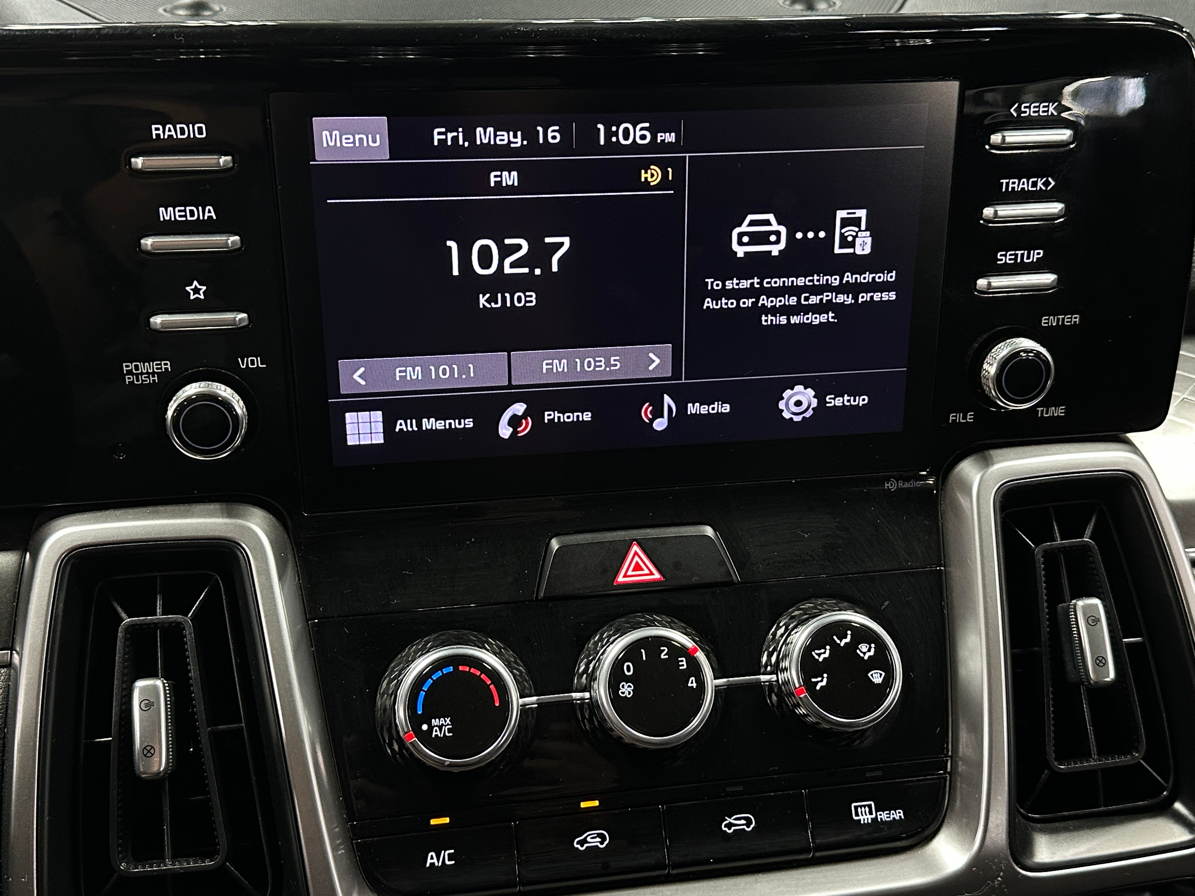 2022 Kia Sorento LX 4