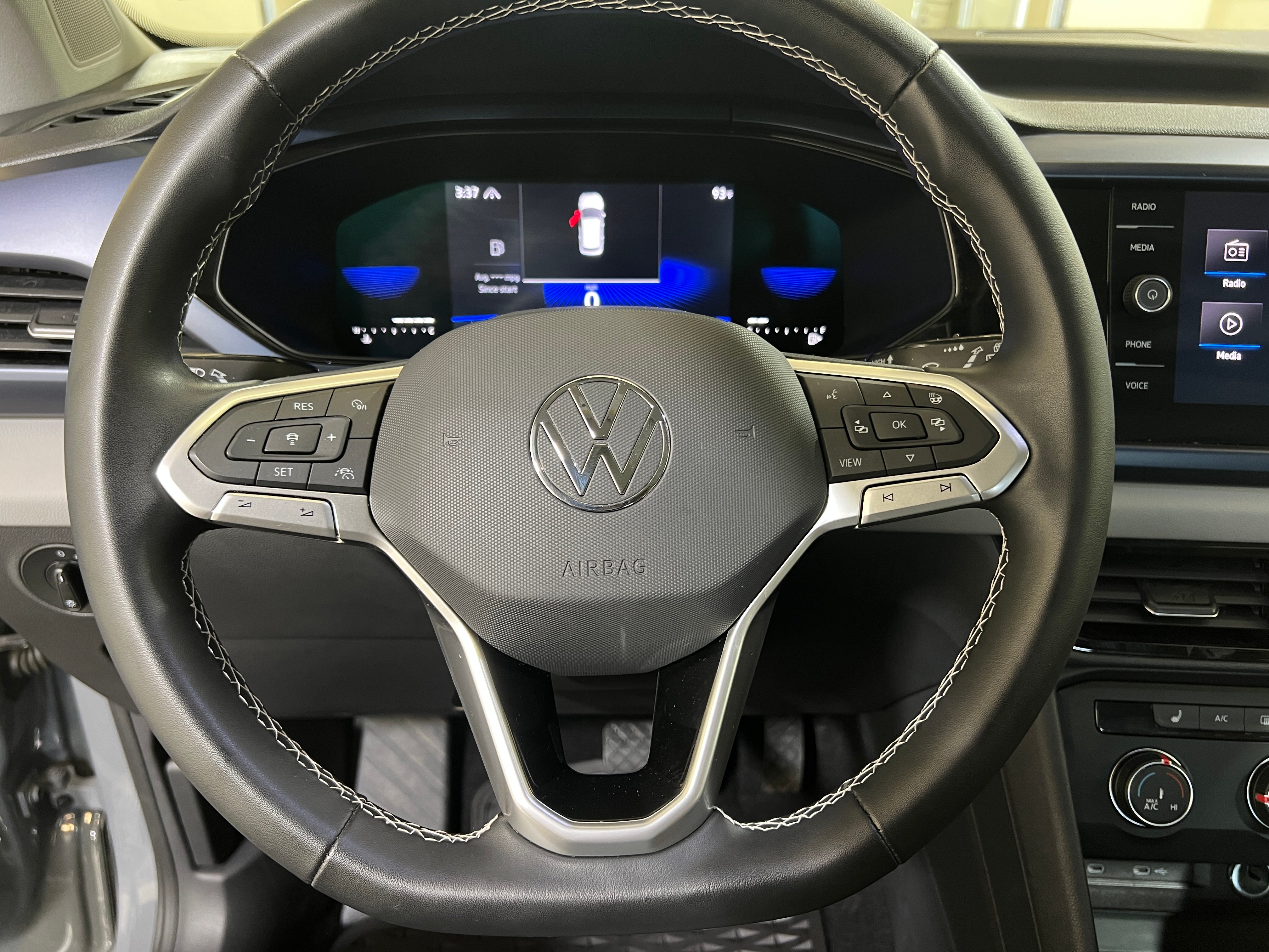 2022 Volkswagen Taos SE 5