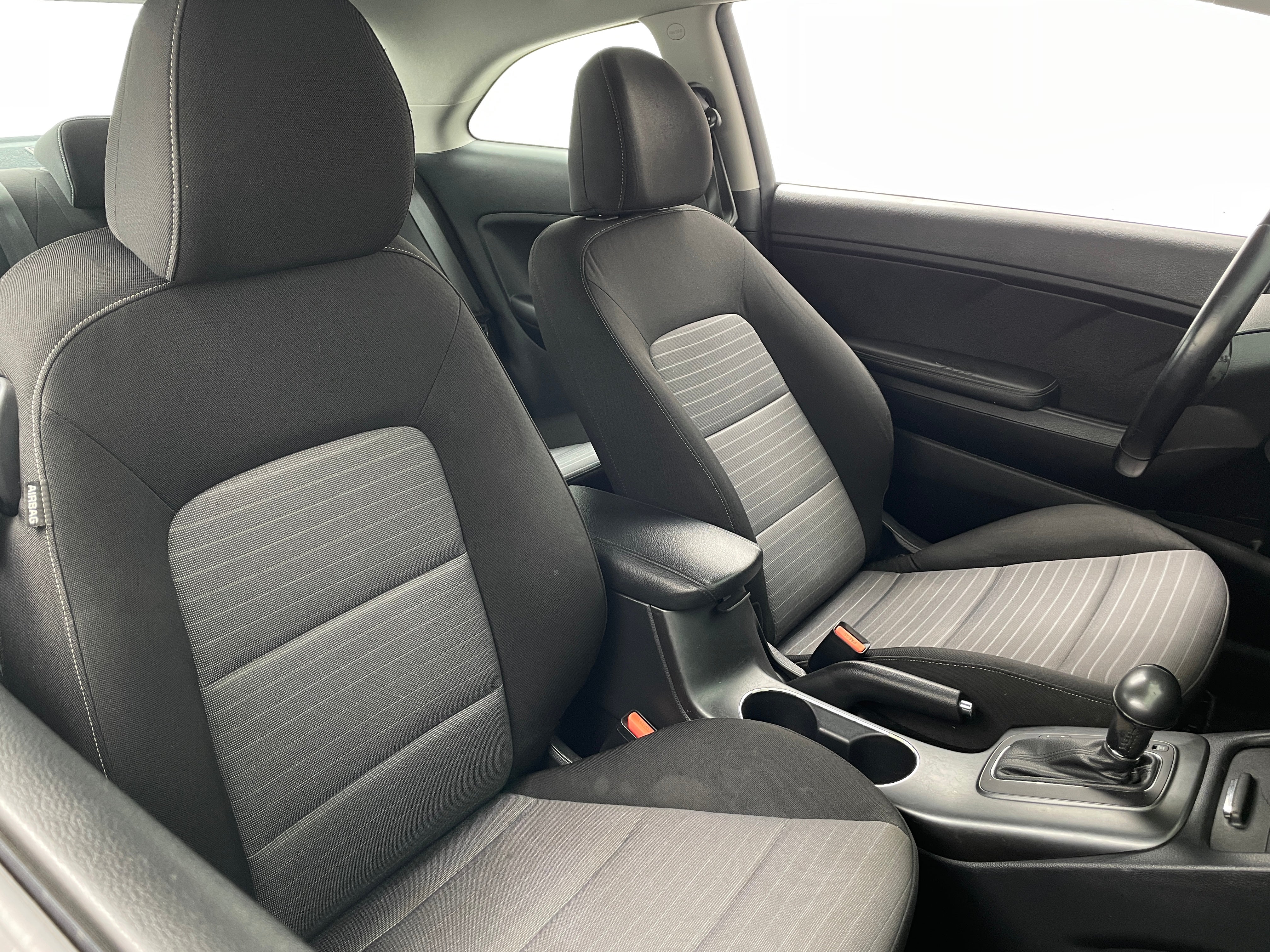 2016 Kia Forte EX 2