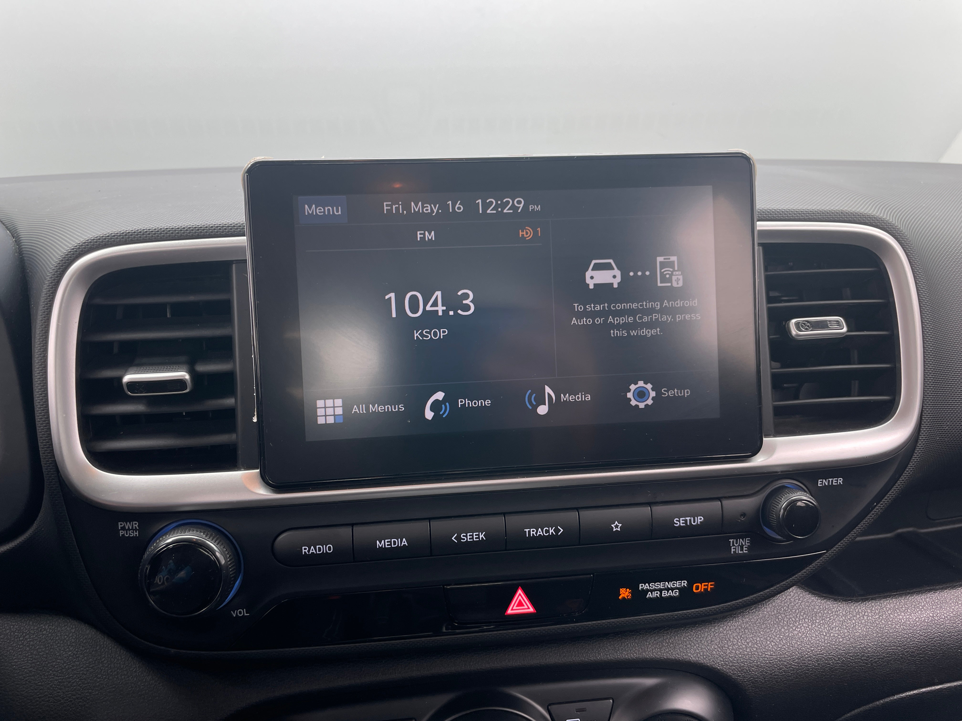 2023 Hyundai Venue SEL 4