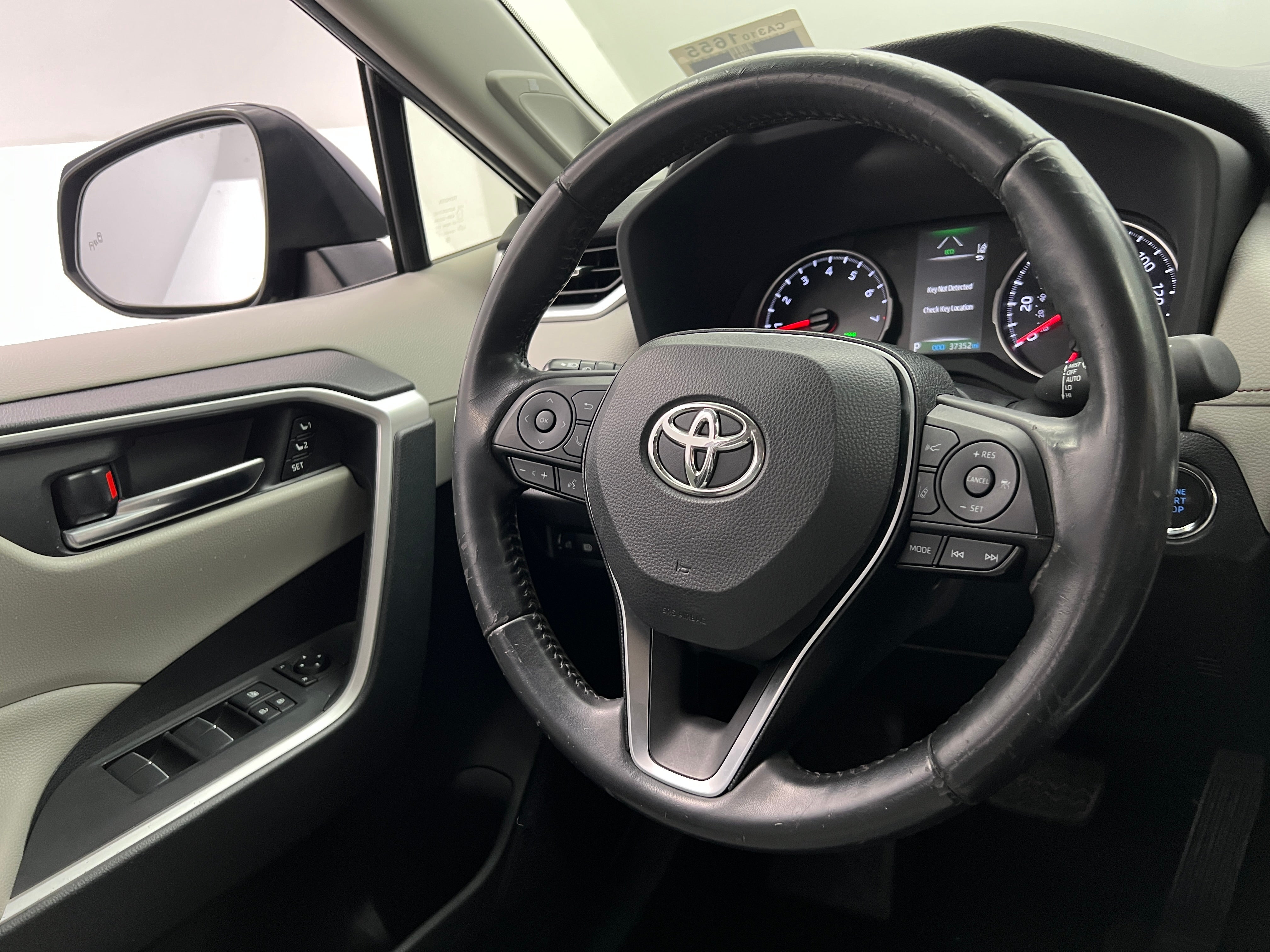 2019 Toyota RAV4 XLE Premium 4