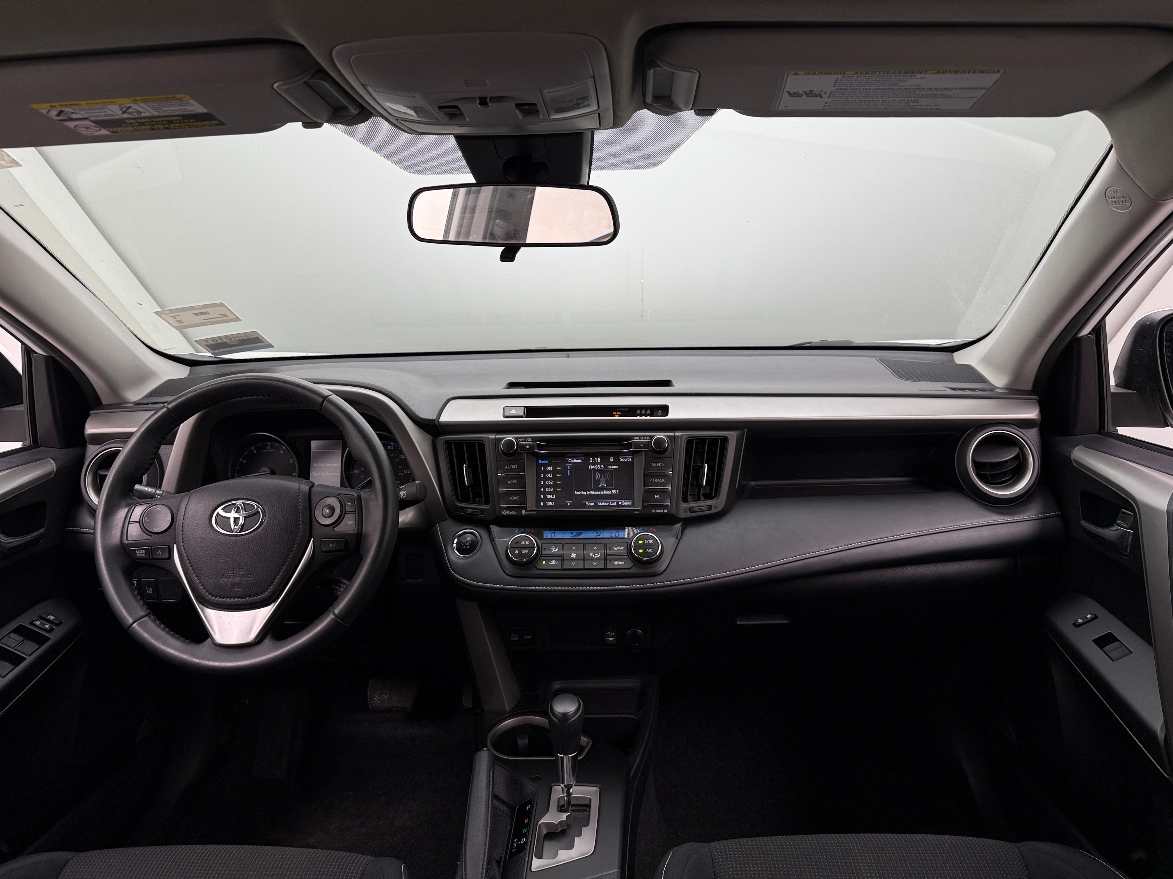 2017 Toyota RAV4 XLE 3
