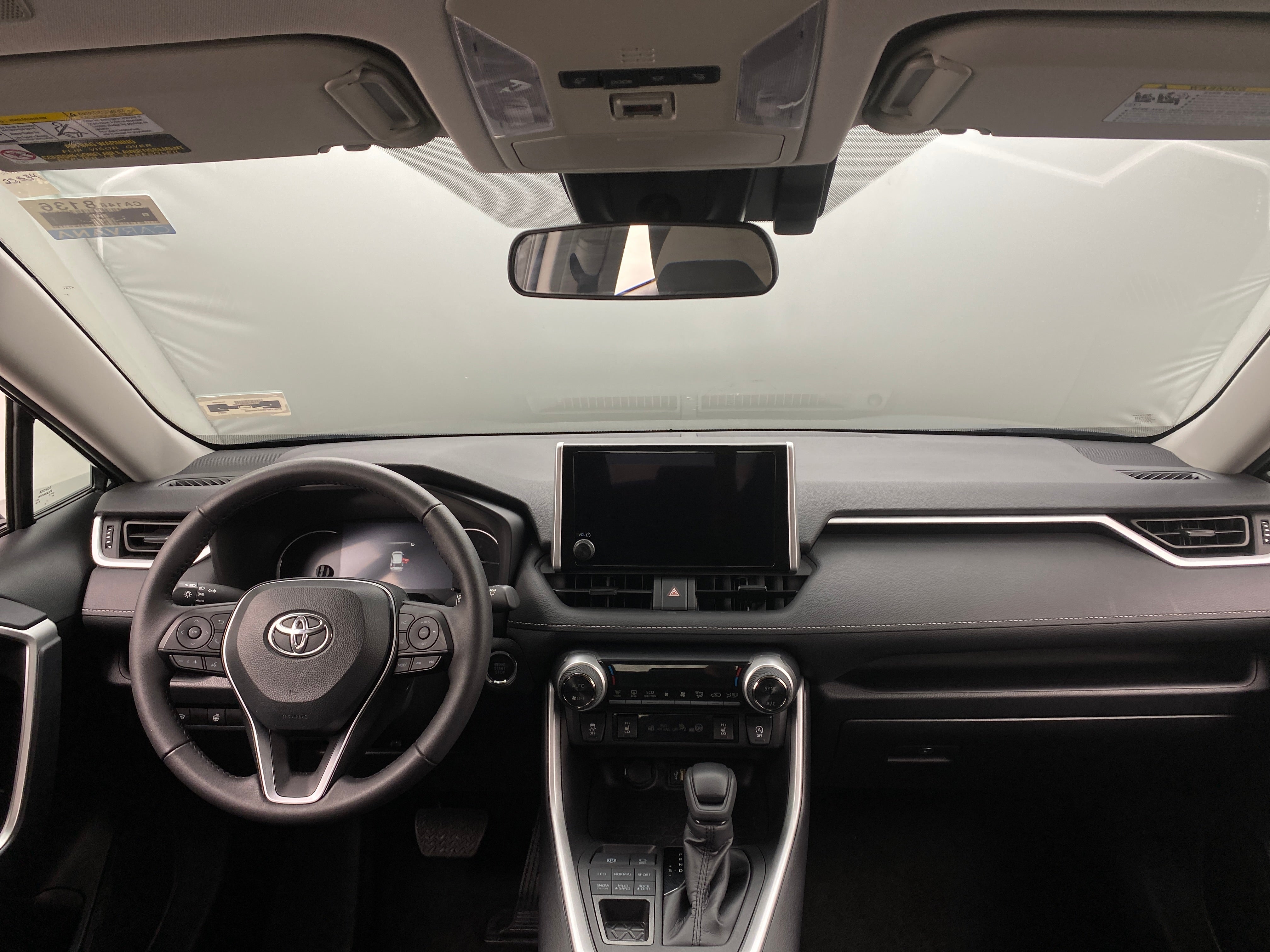 2024 Toyota RAV4 XLE 3