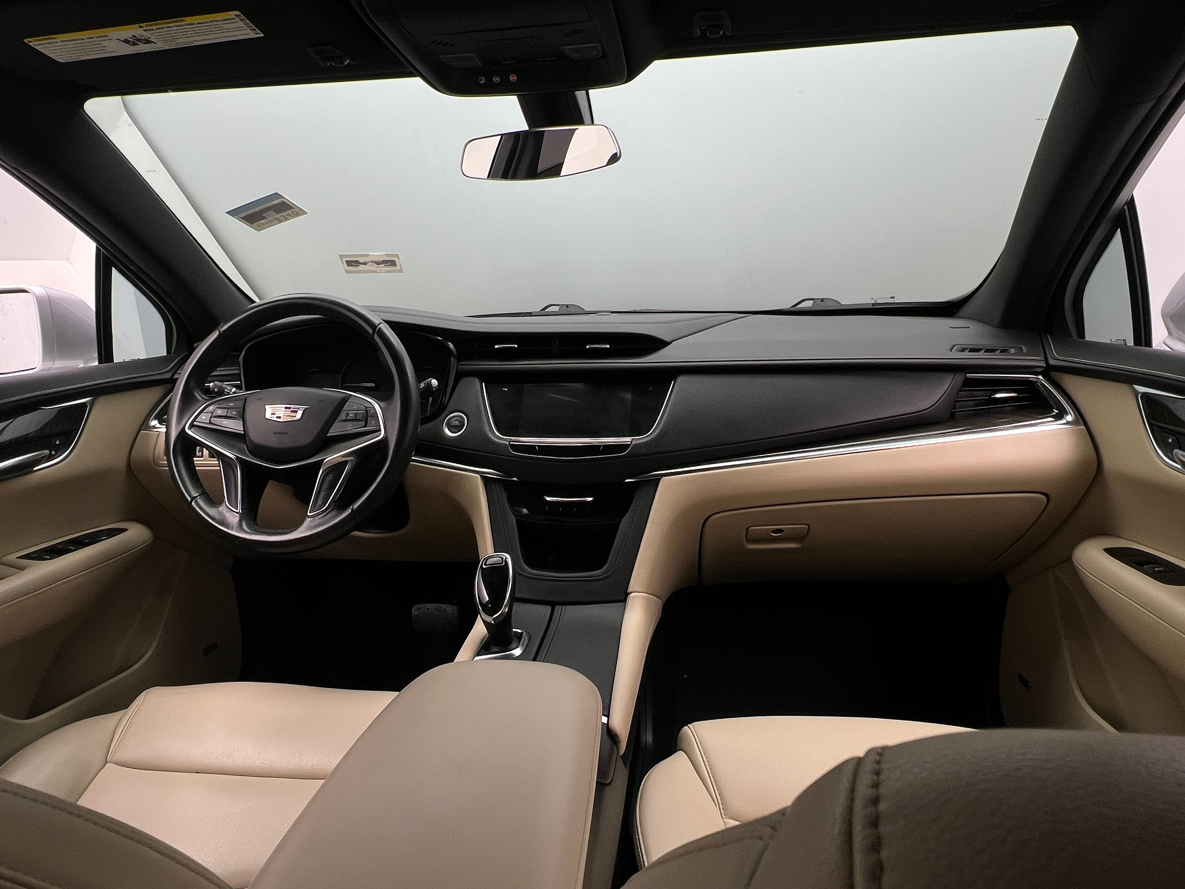 2019 Cadillac XT5 Base 2