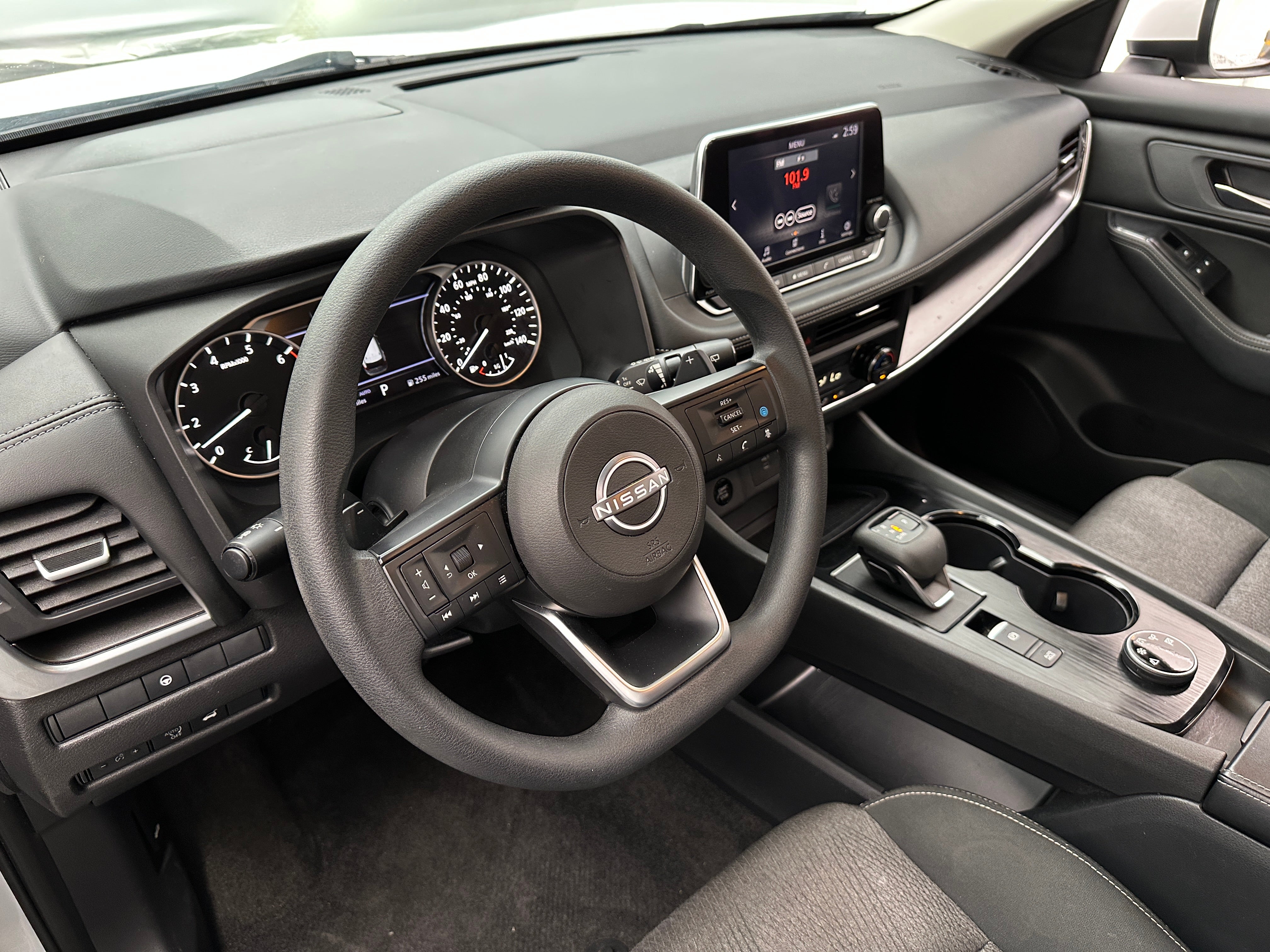 2024 Nissan Rogue SV 5