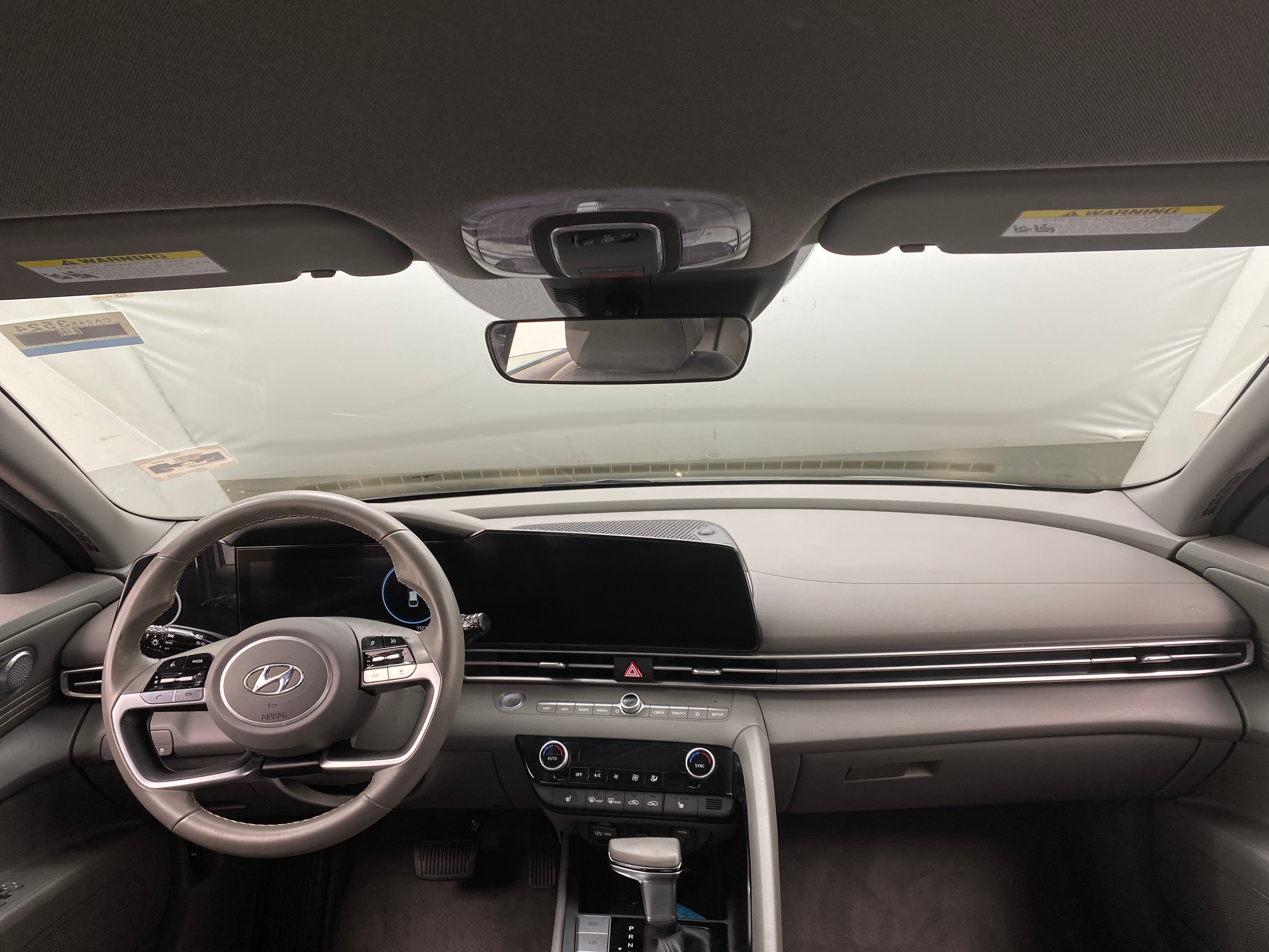 2023 Hyundai Elantra SEL 3