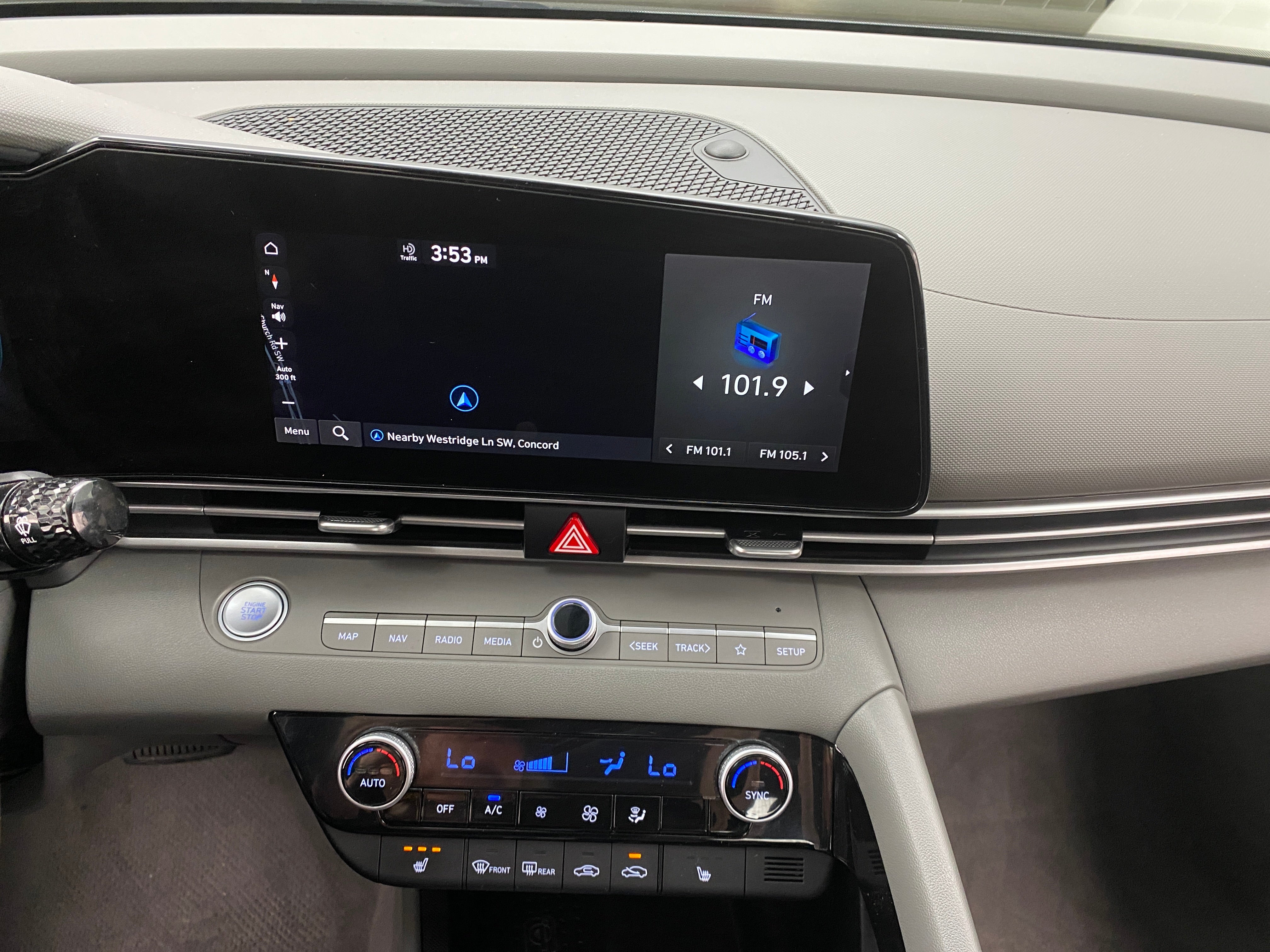 2023 Hyundai Elantra SEL 4