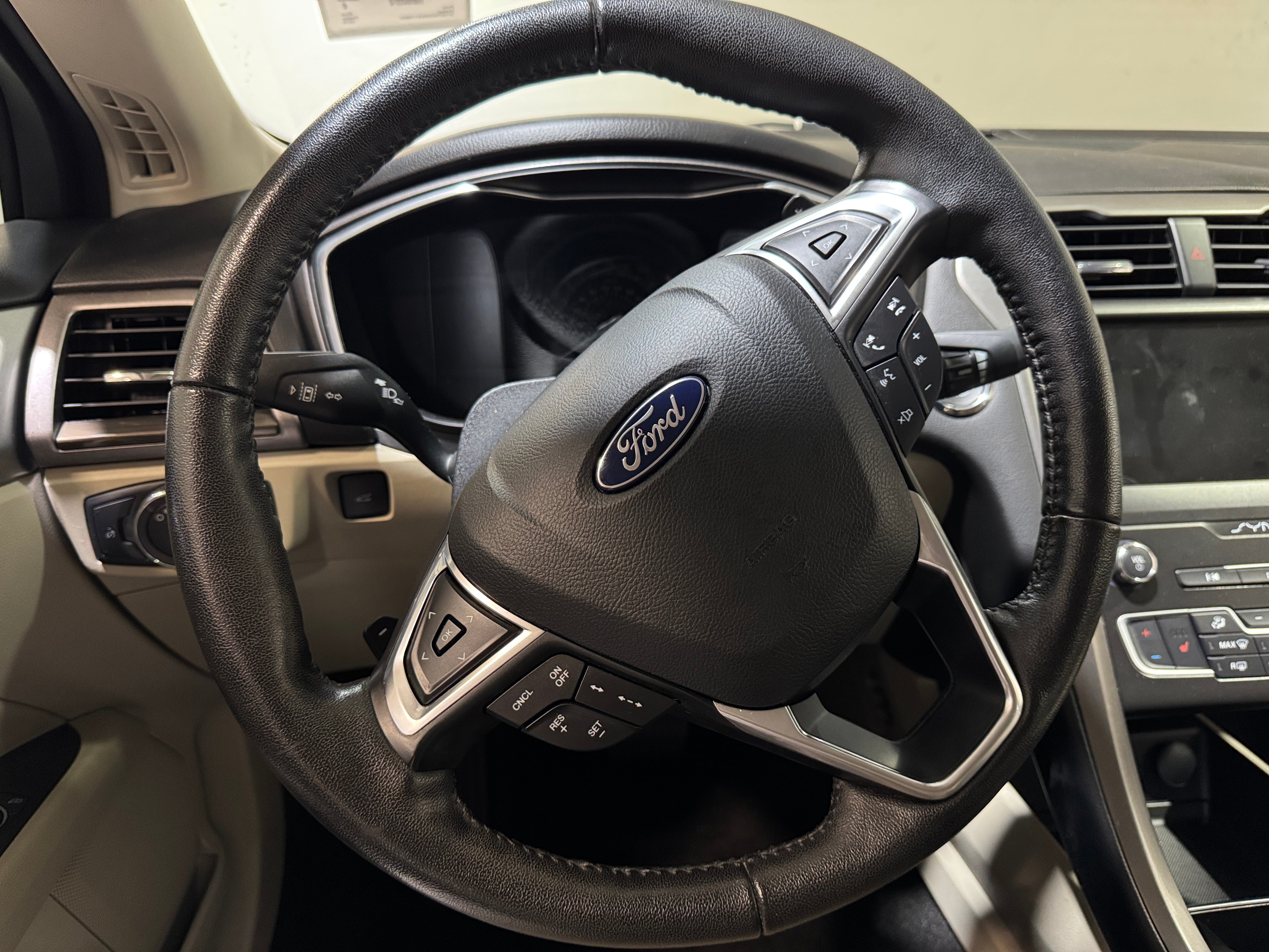 2019 Ford Fusion SEL 4