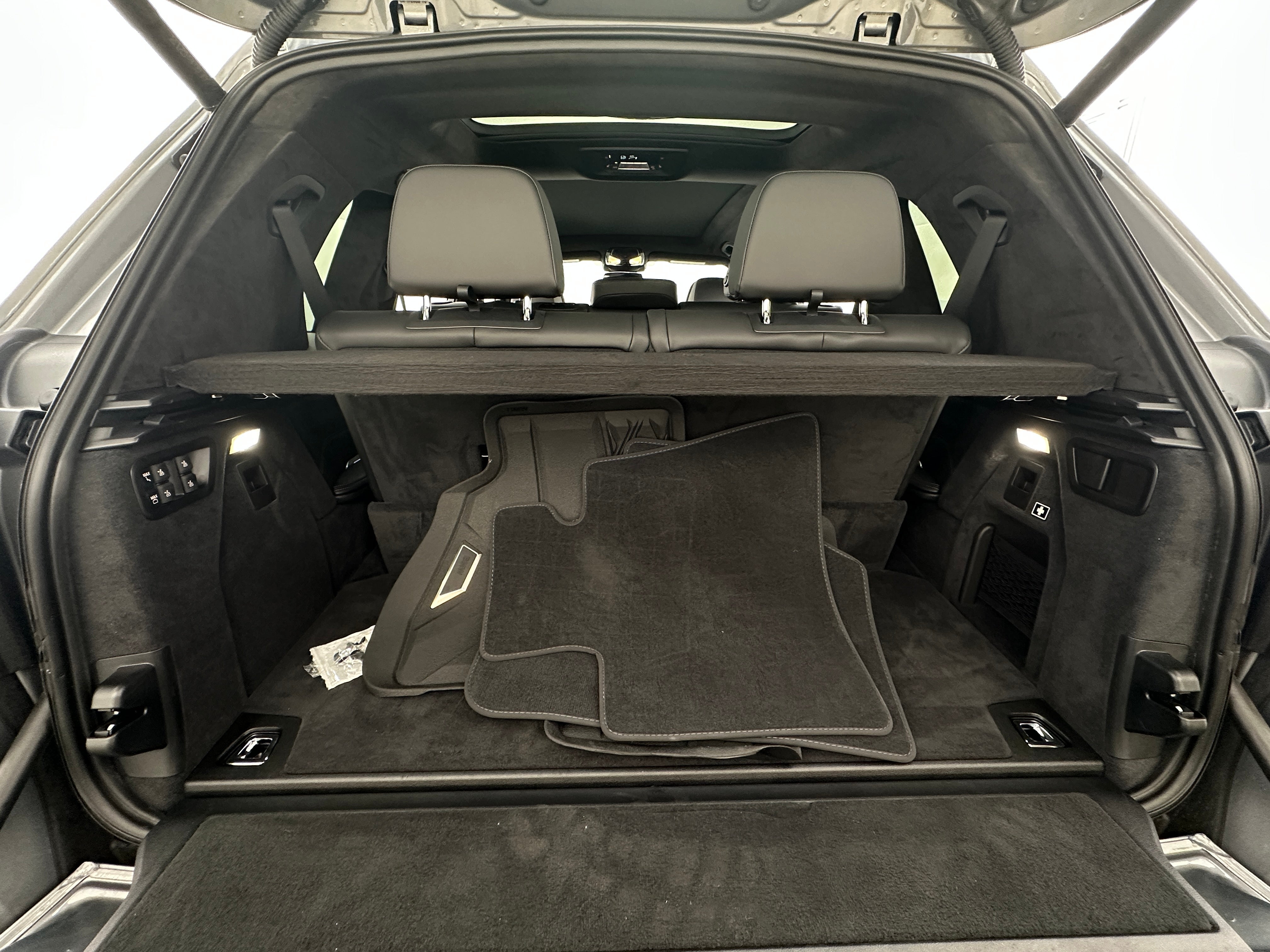 2024 BMW X7 xDrive40i 6