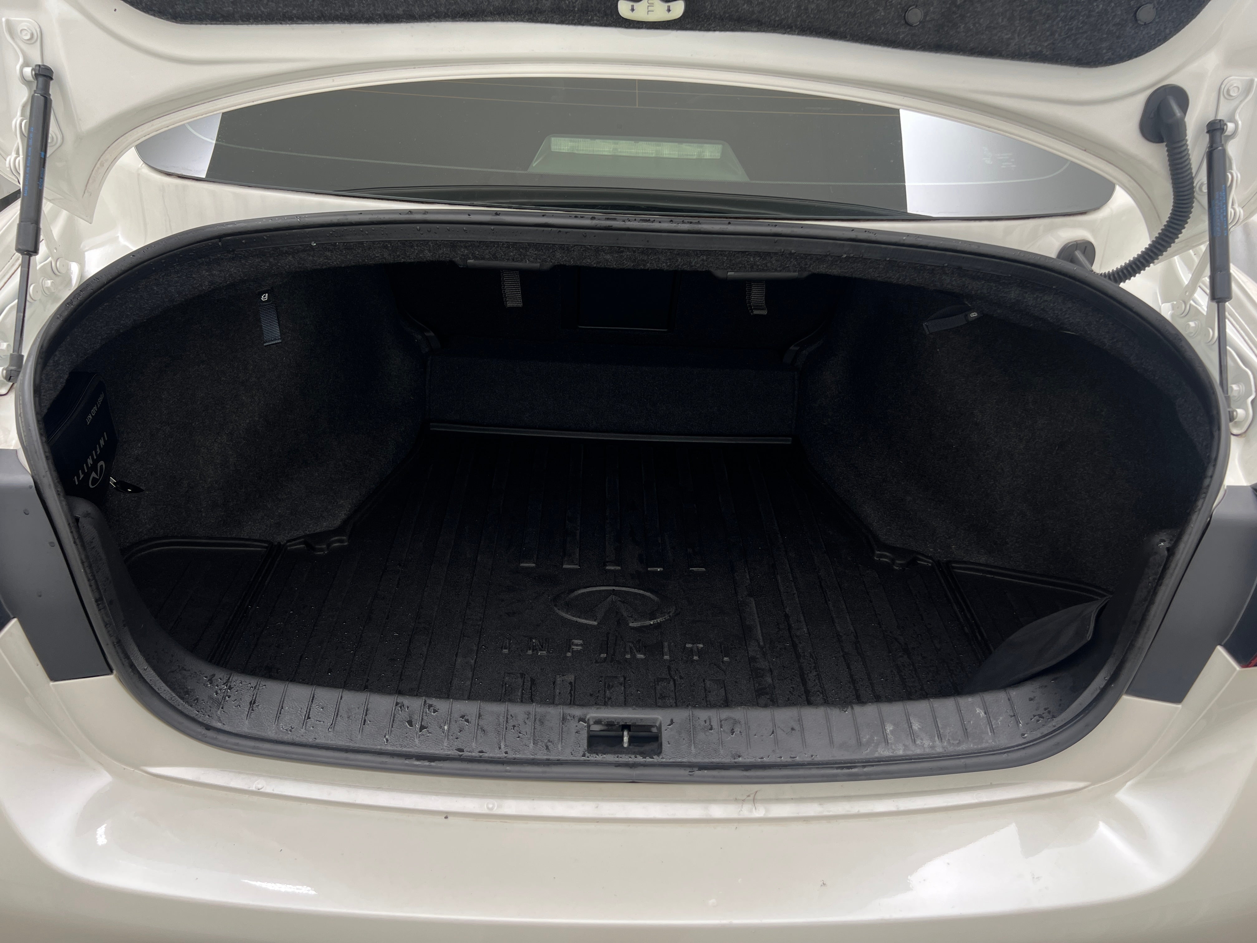 2021 INFINITI   6