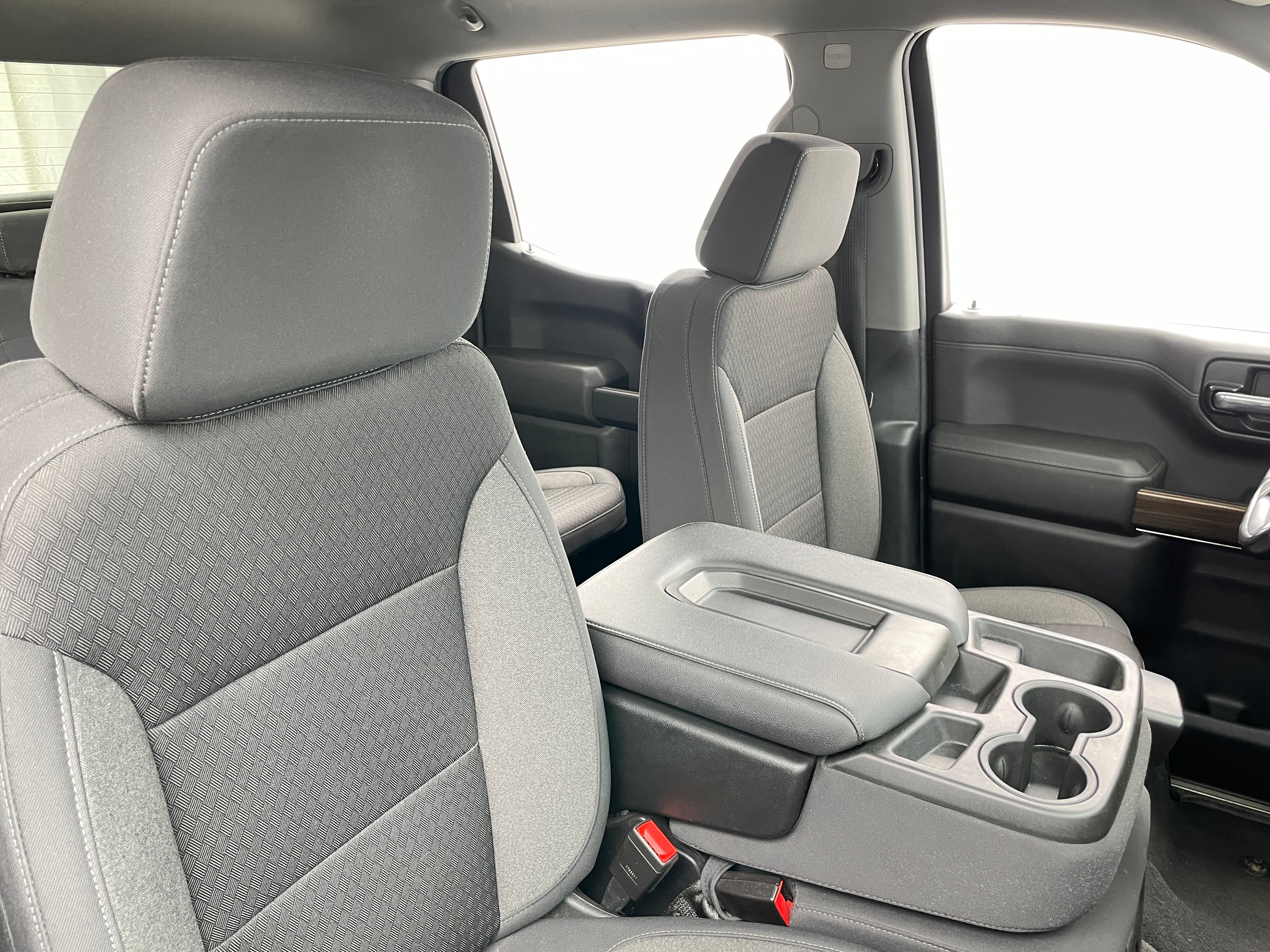 2021 Chevrolet Silverado 1500 LT 2