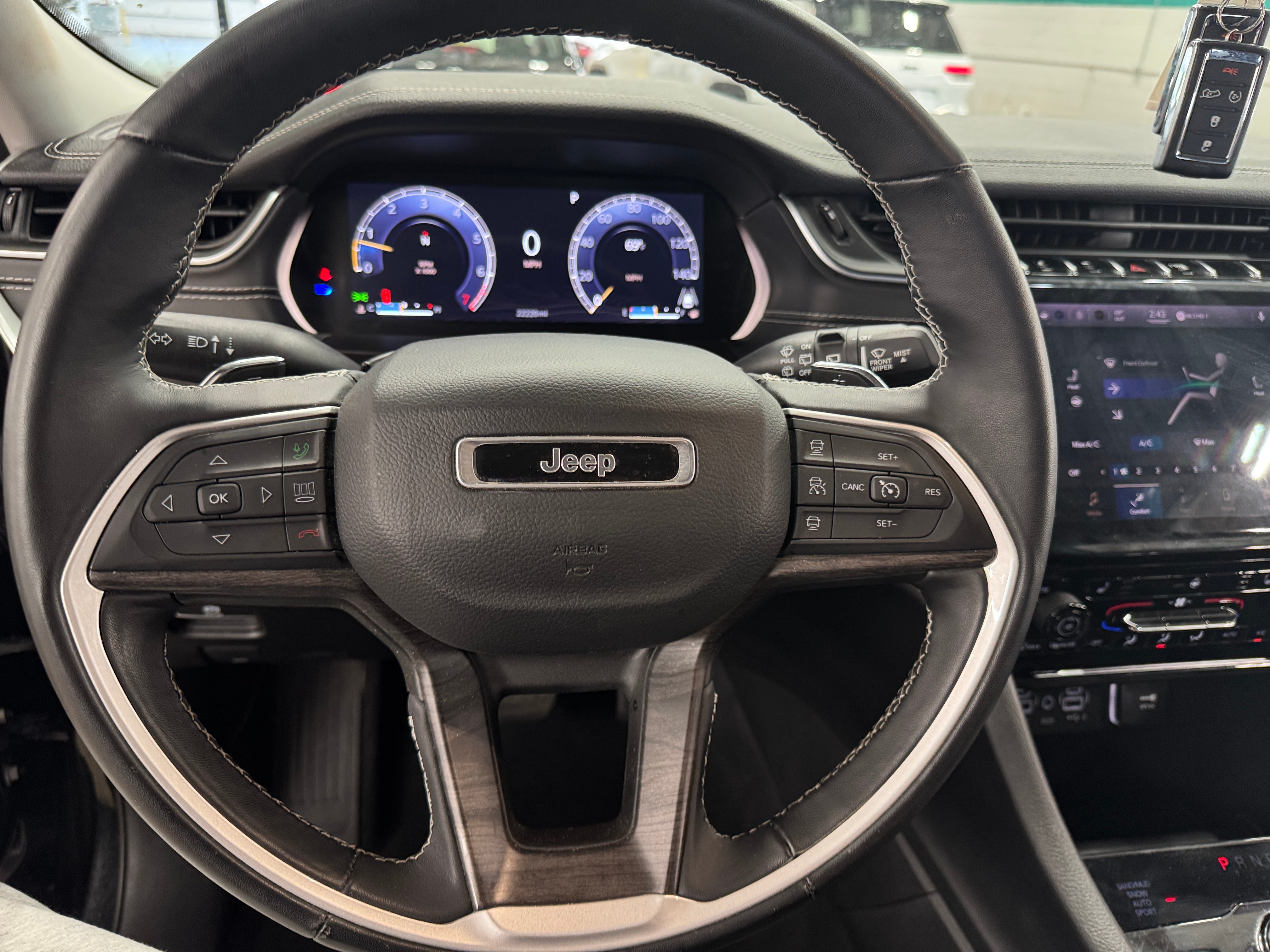 2022 Jeep Grand Cherokee Limited Edition 4