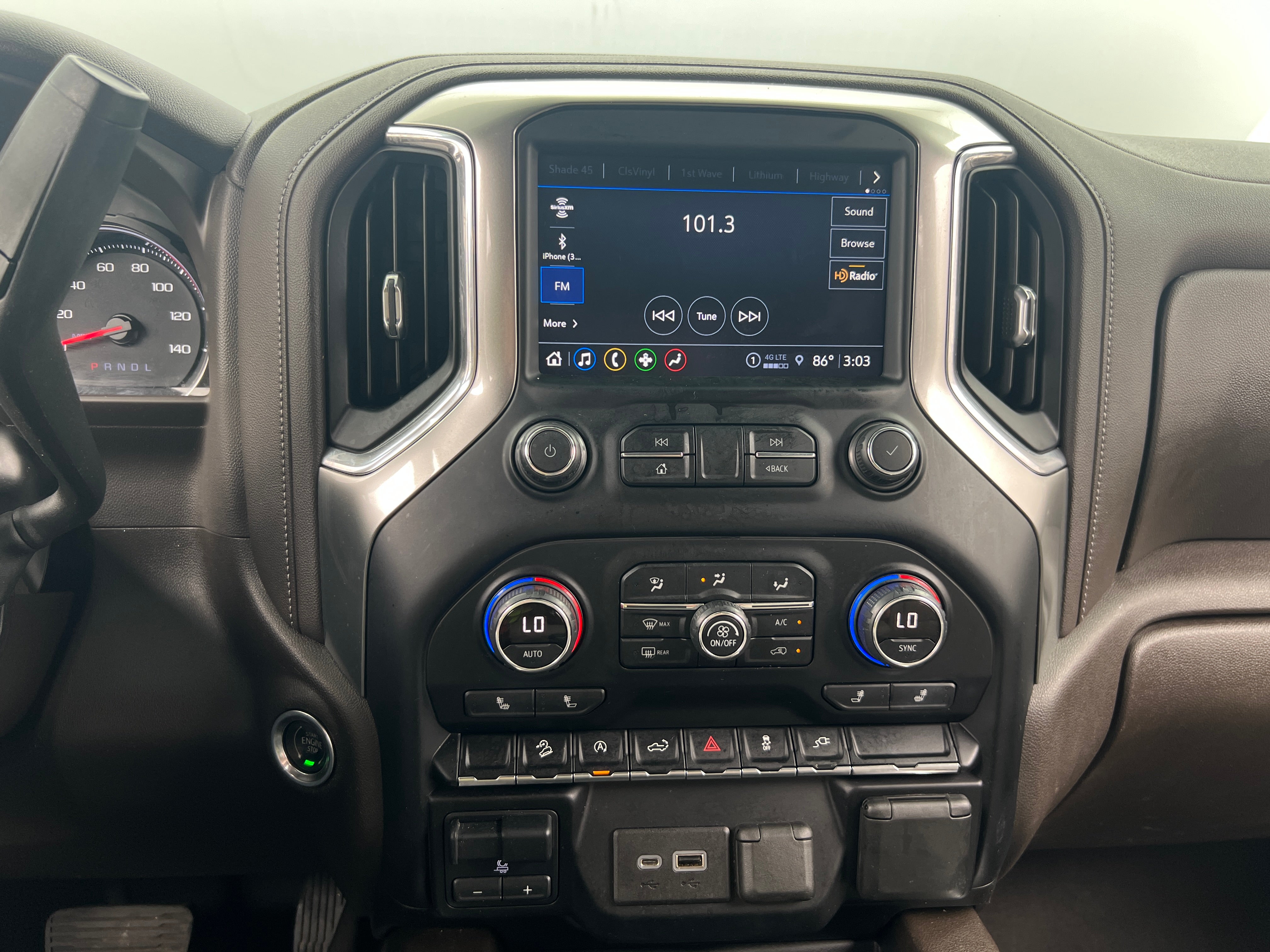 2021 Chevrolet Silverado 1500  3