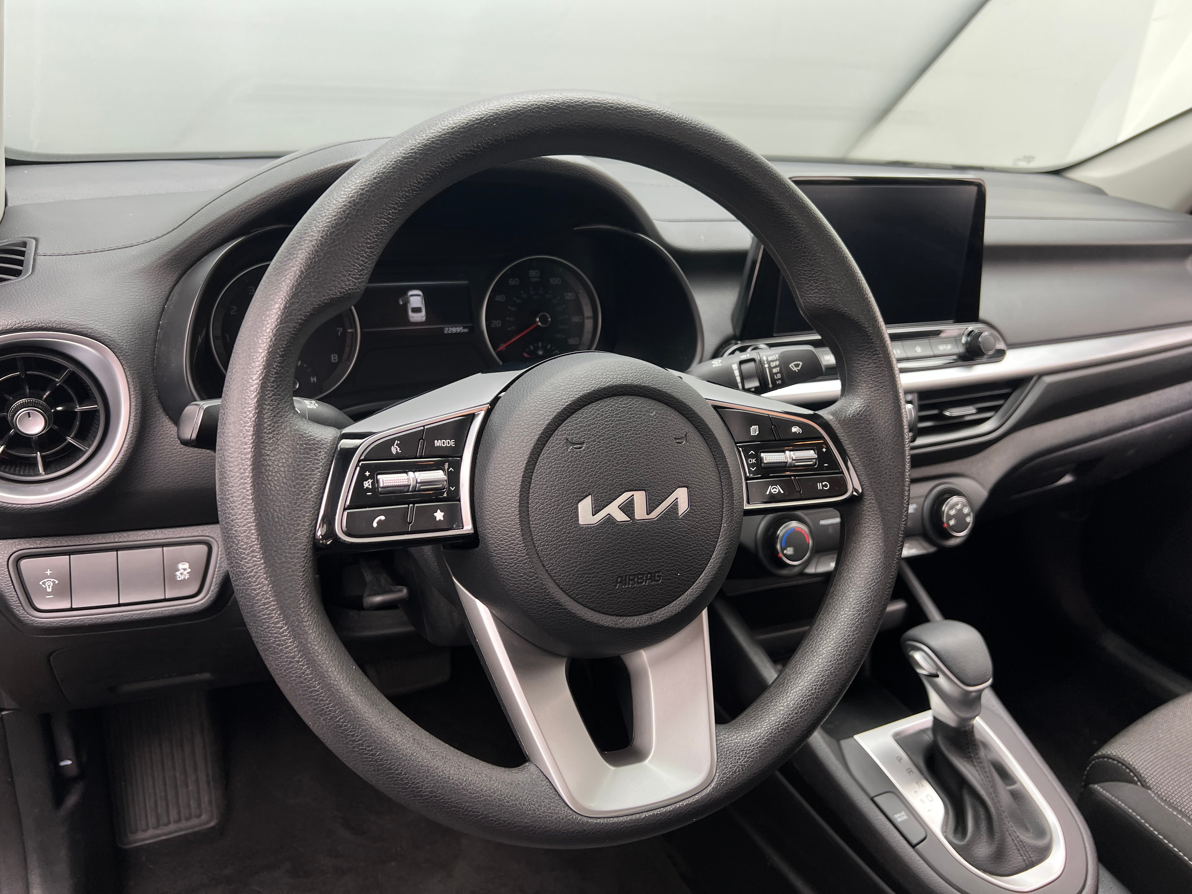 2024 Kia Forte LXS 5