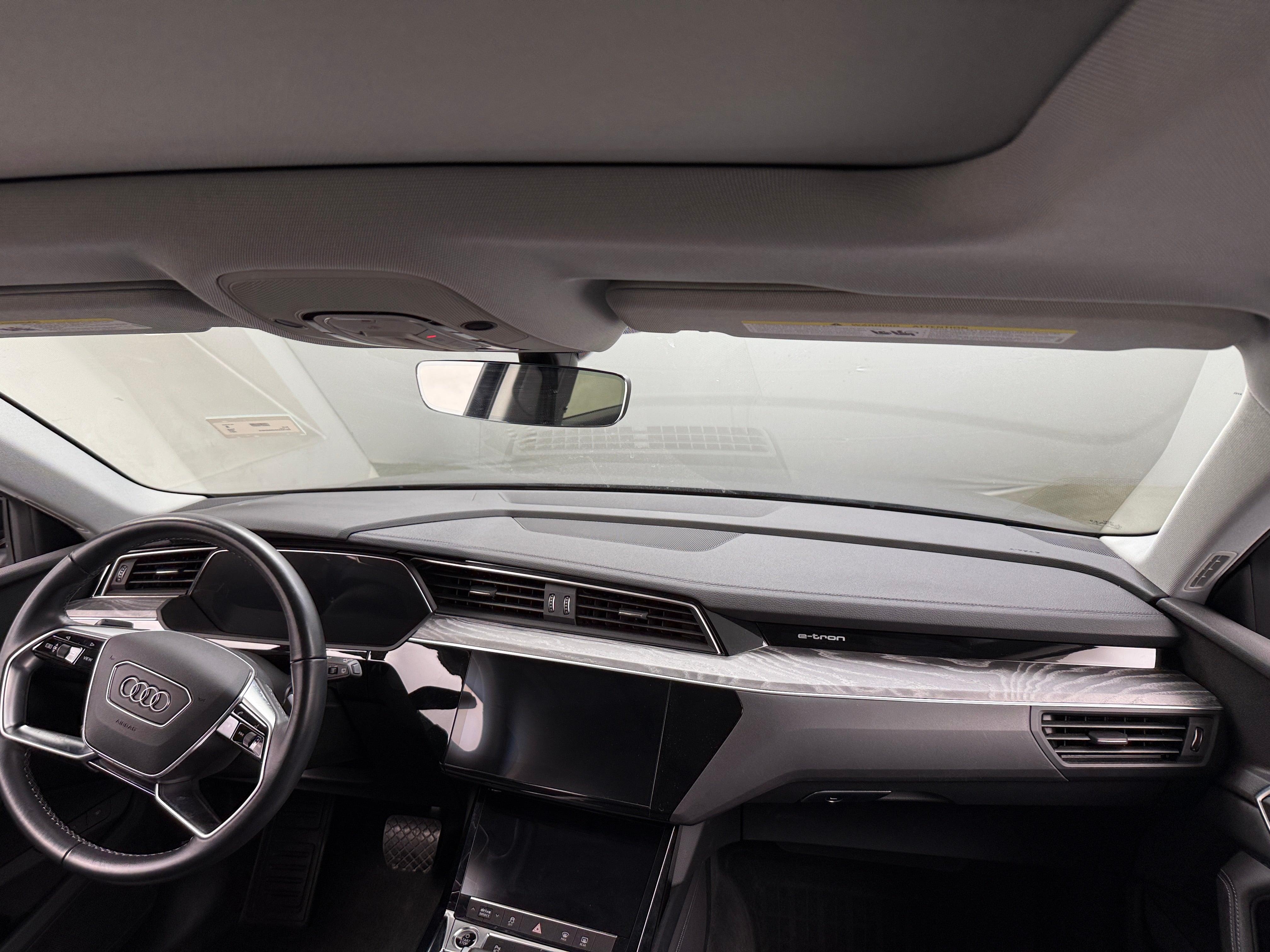 2021 Audi e-tron Premium 2