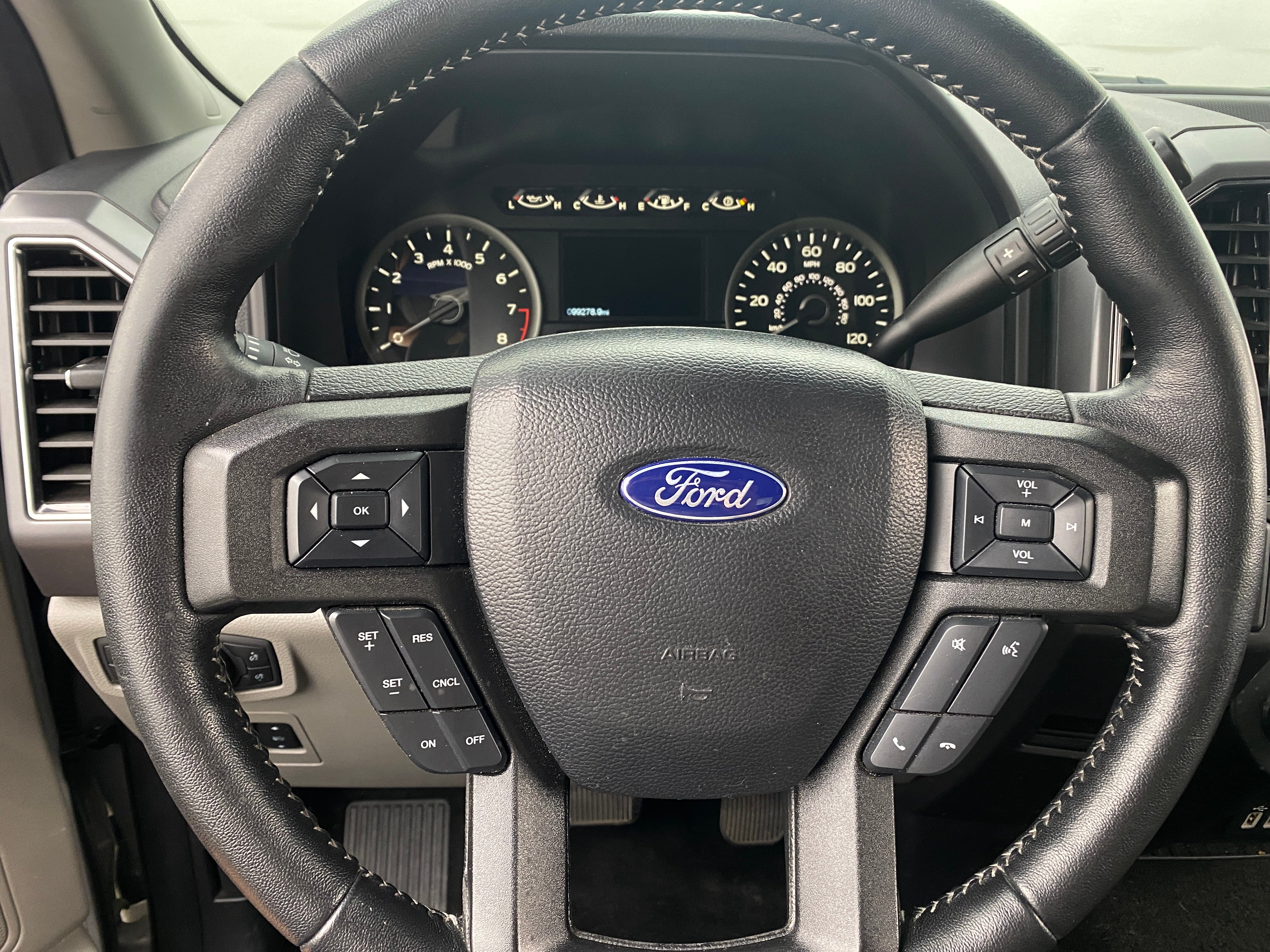 2019 Ford Econoline E-150 5