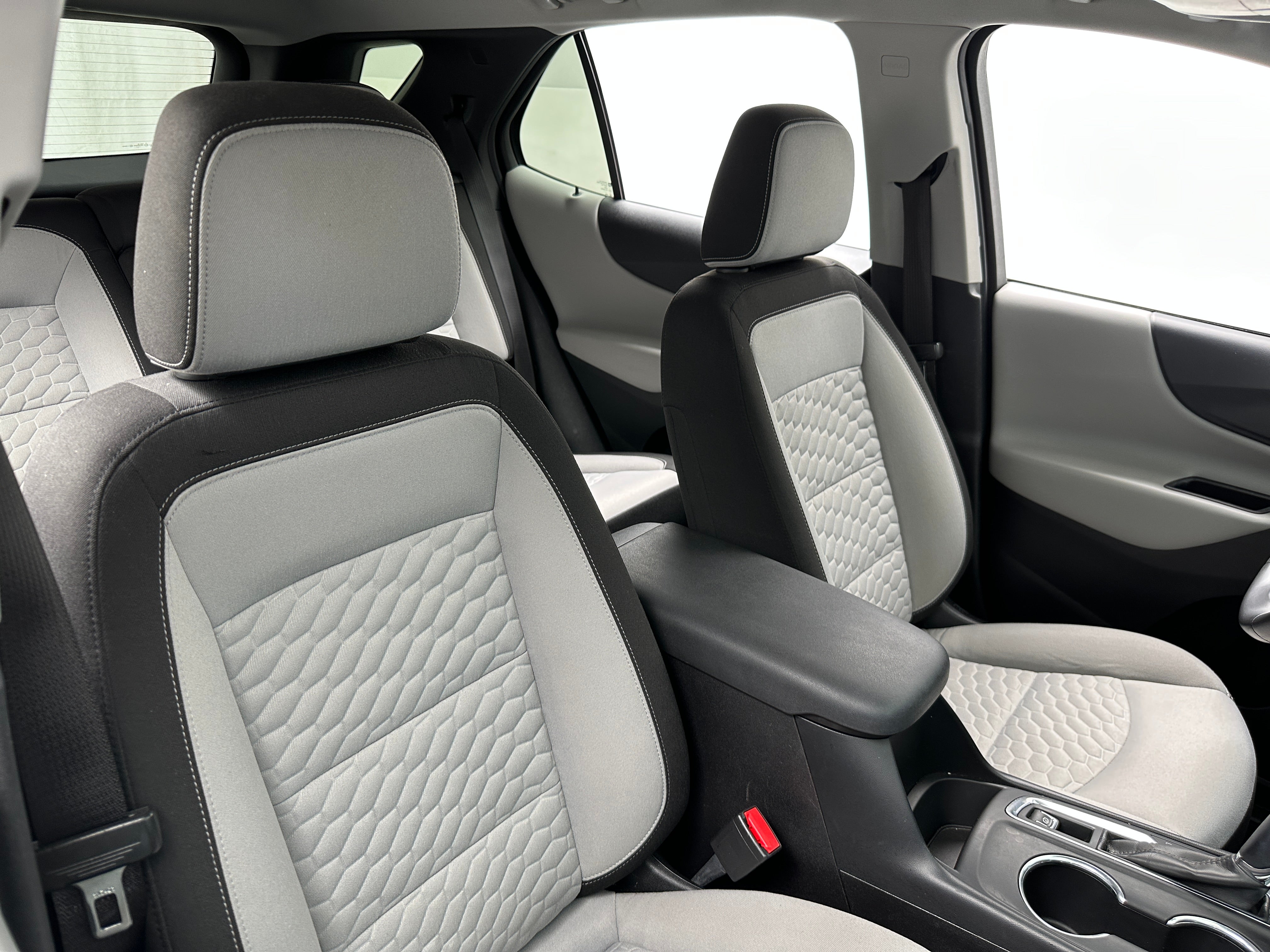 2018 Chevrolet Equinox LT 2