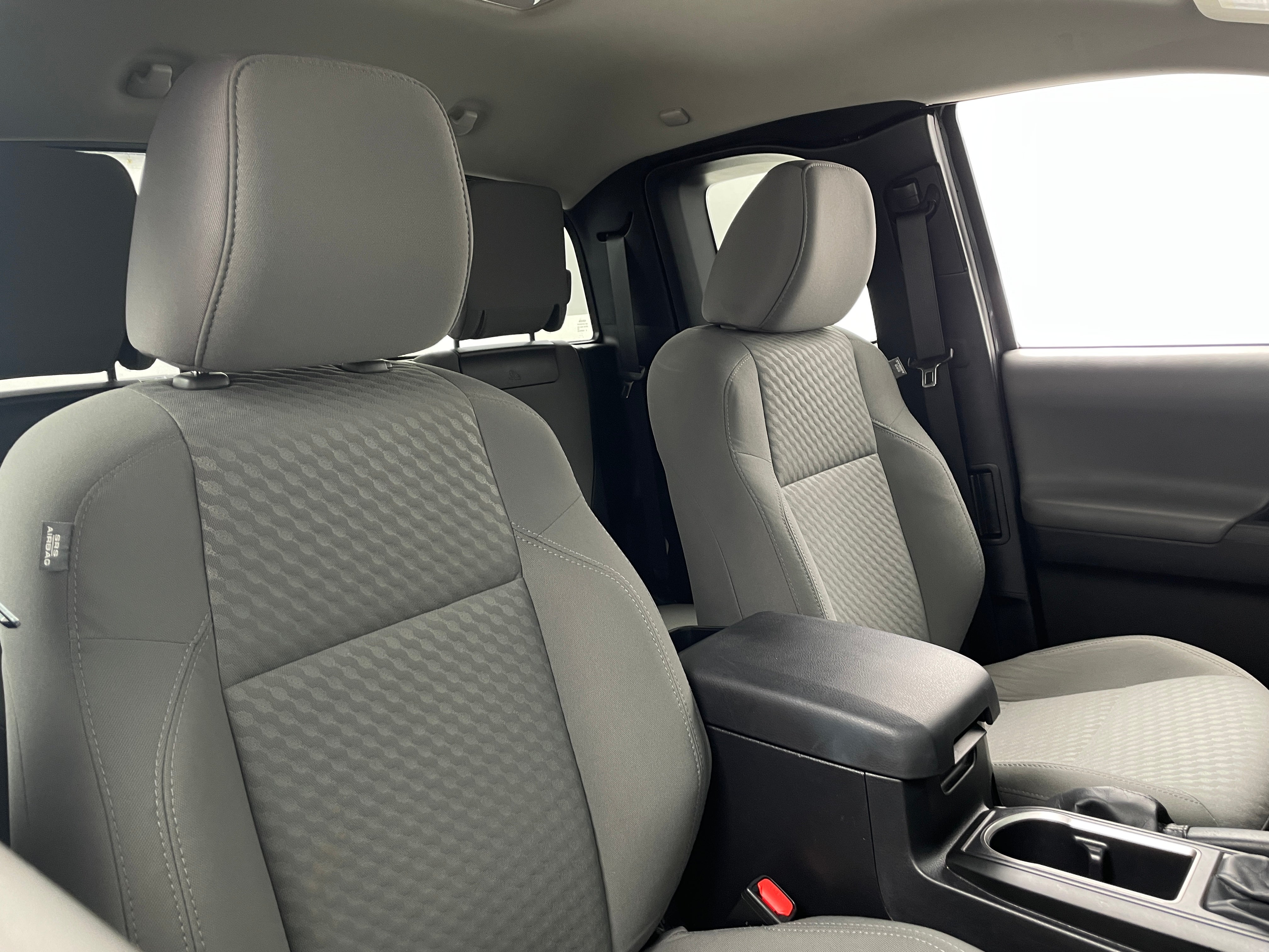 2022 Toyota Tacoma SR 2