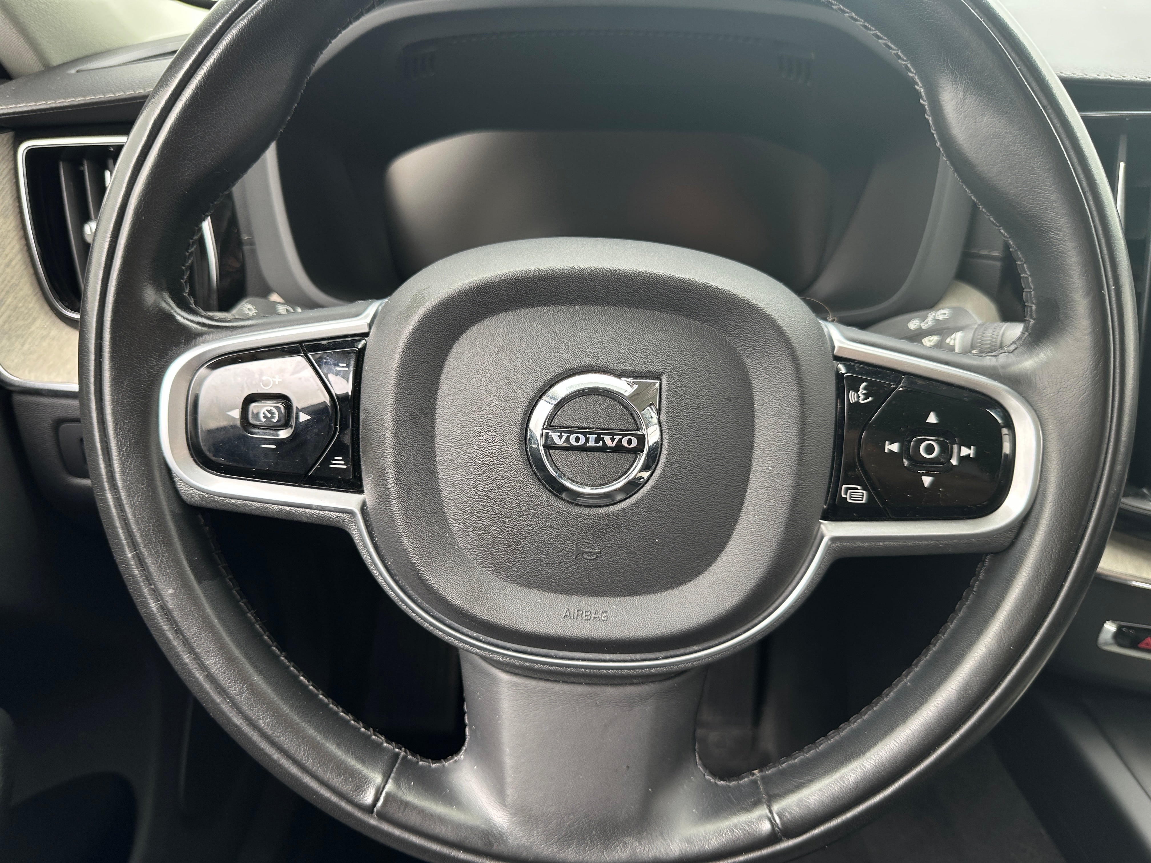 2020 Volvo XC60 T5 Inscription 5