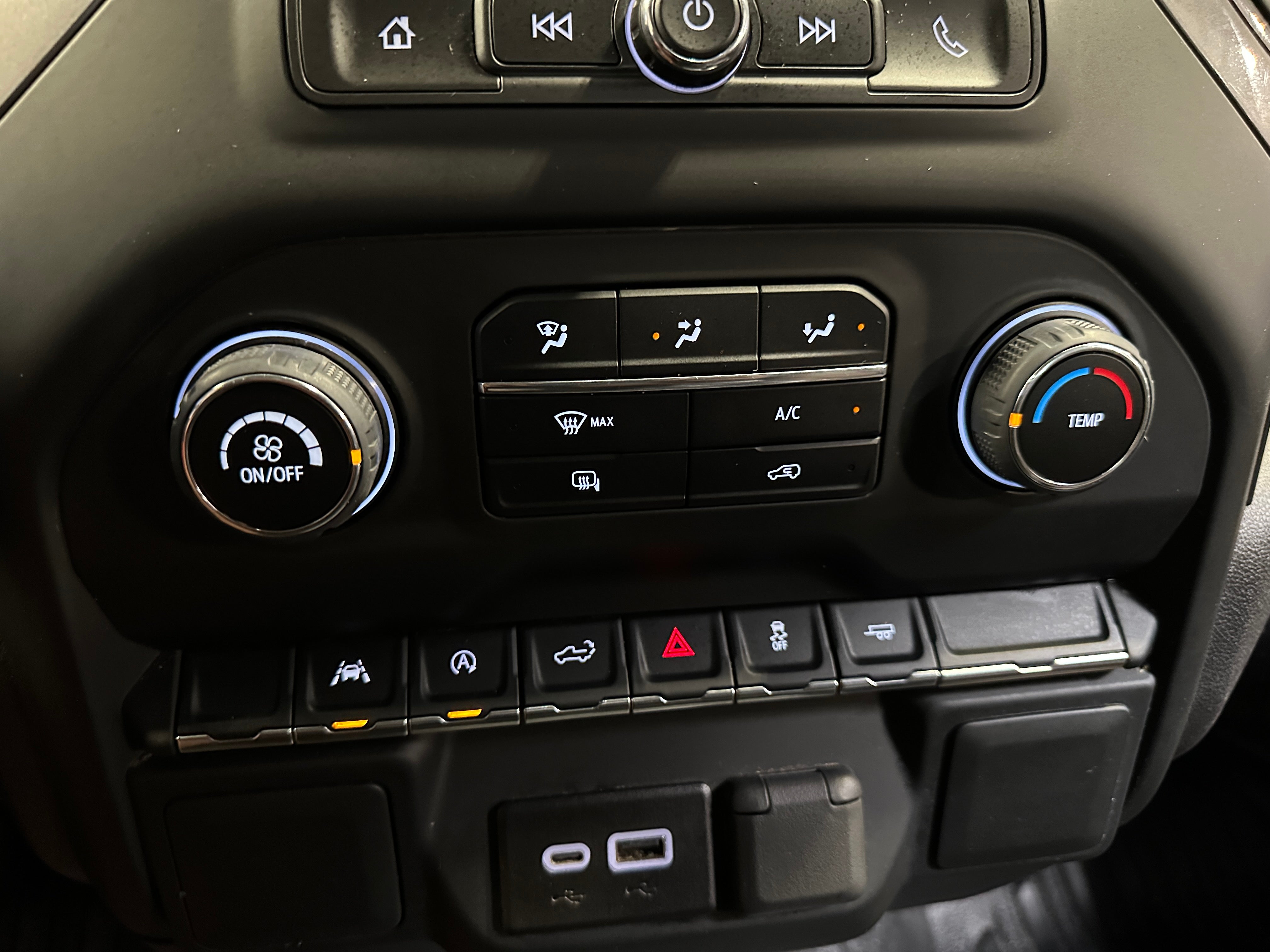 2024 Chevrolet Silverado 1500 Work Truck 3