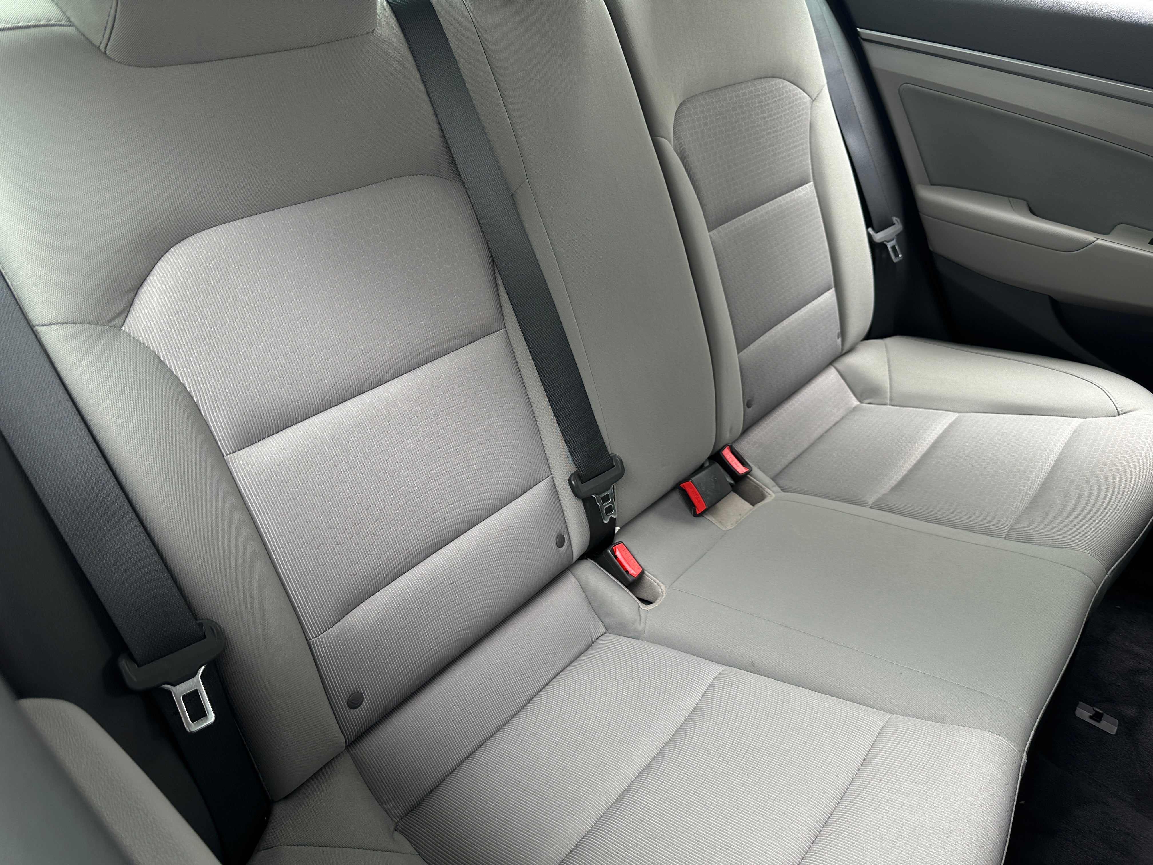 2017 Hyundai Elantra SE 6