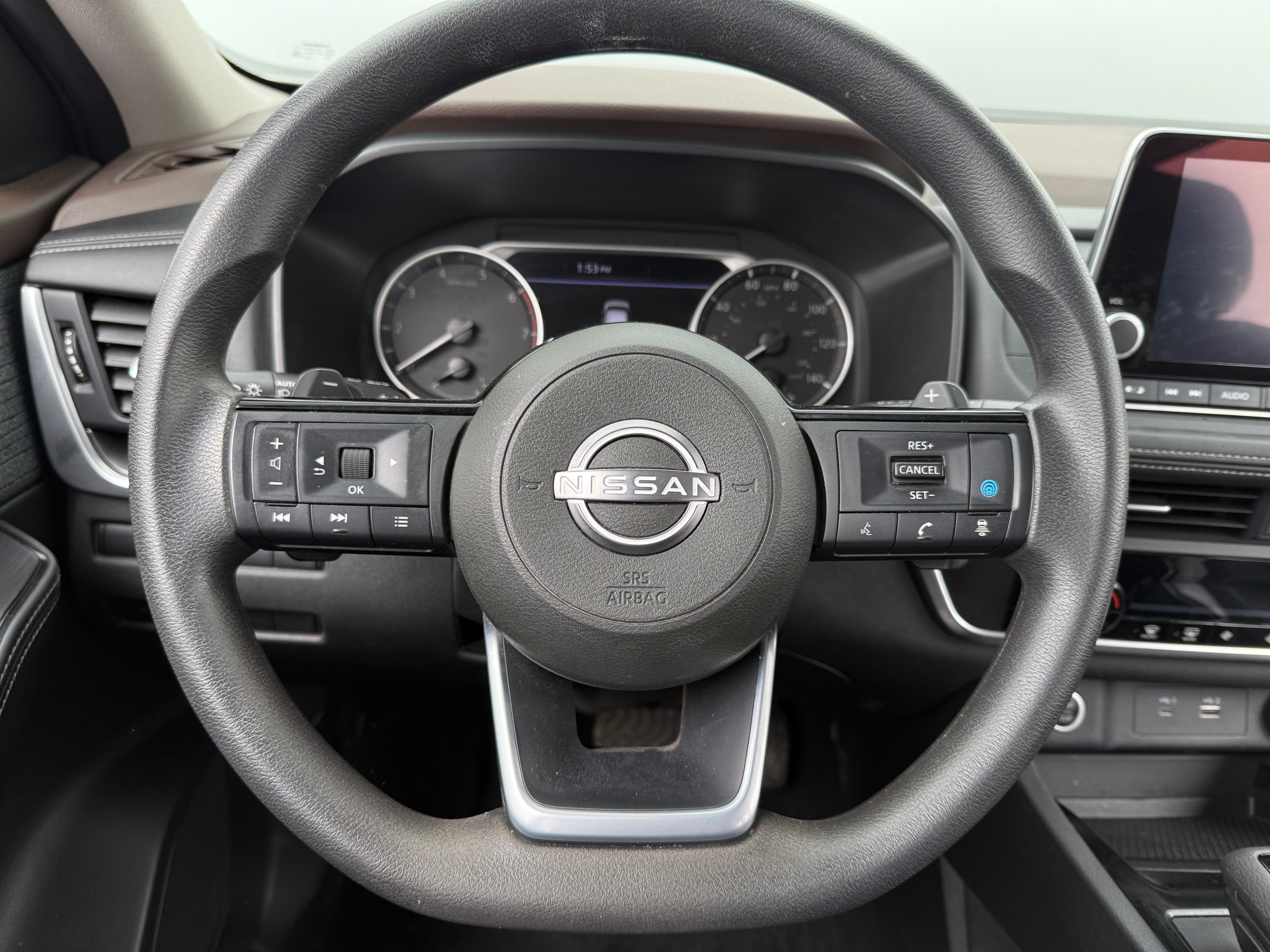 2023 Nissan Rogue SV 5