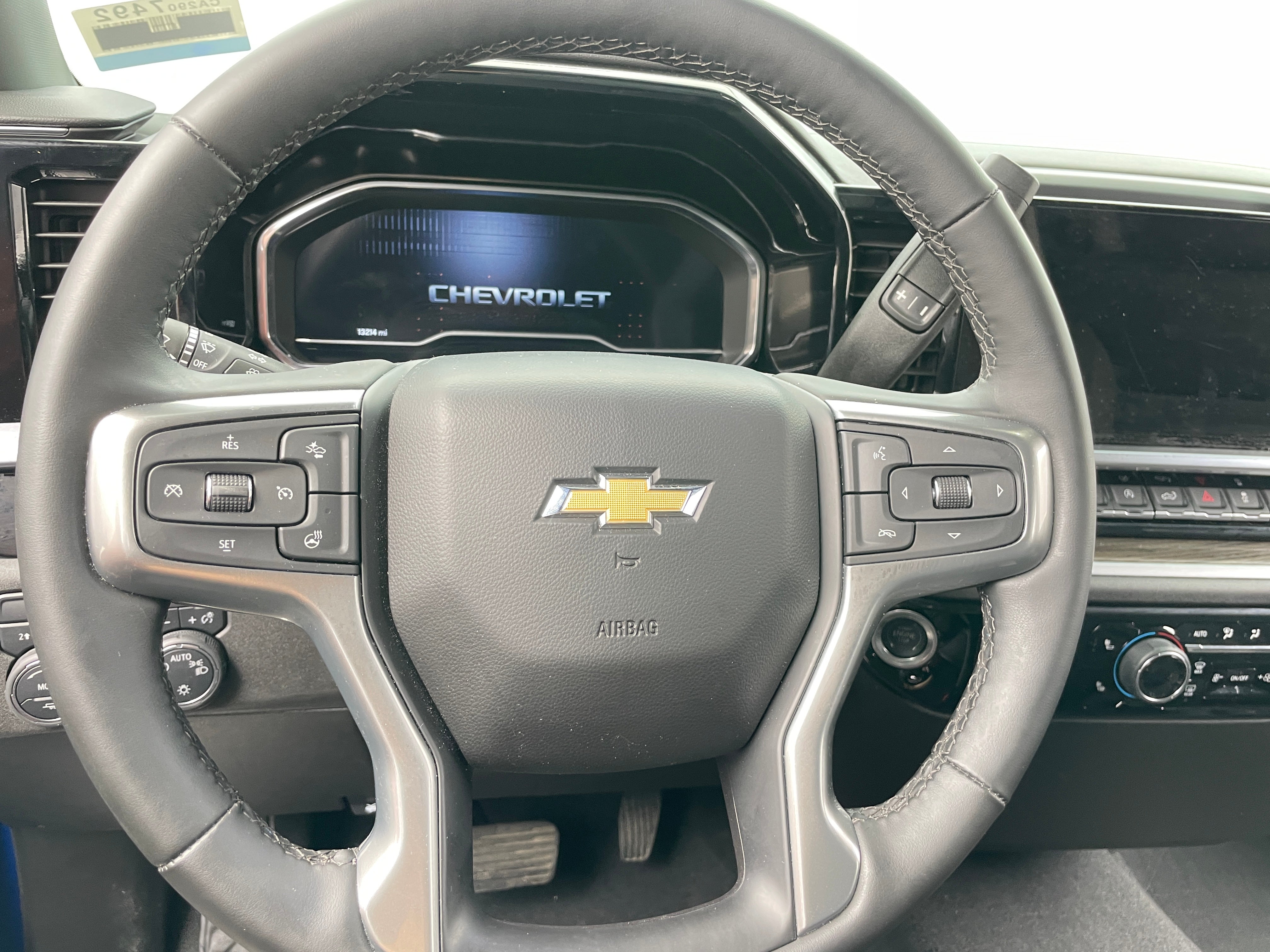 2024 Chevrolet Silverado 1500 LT 5