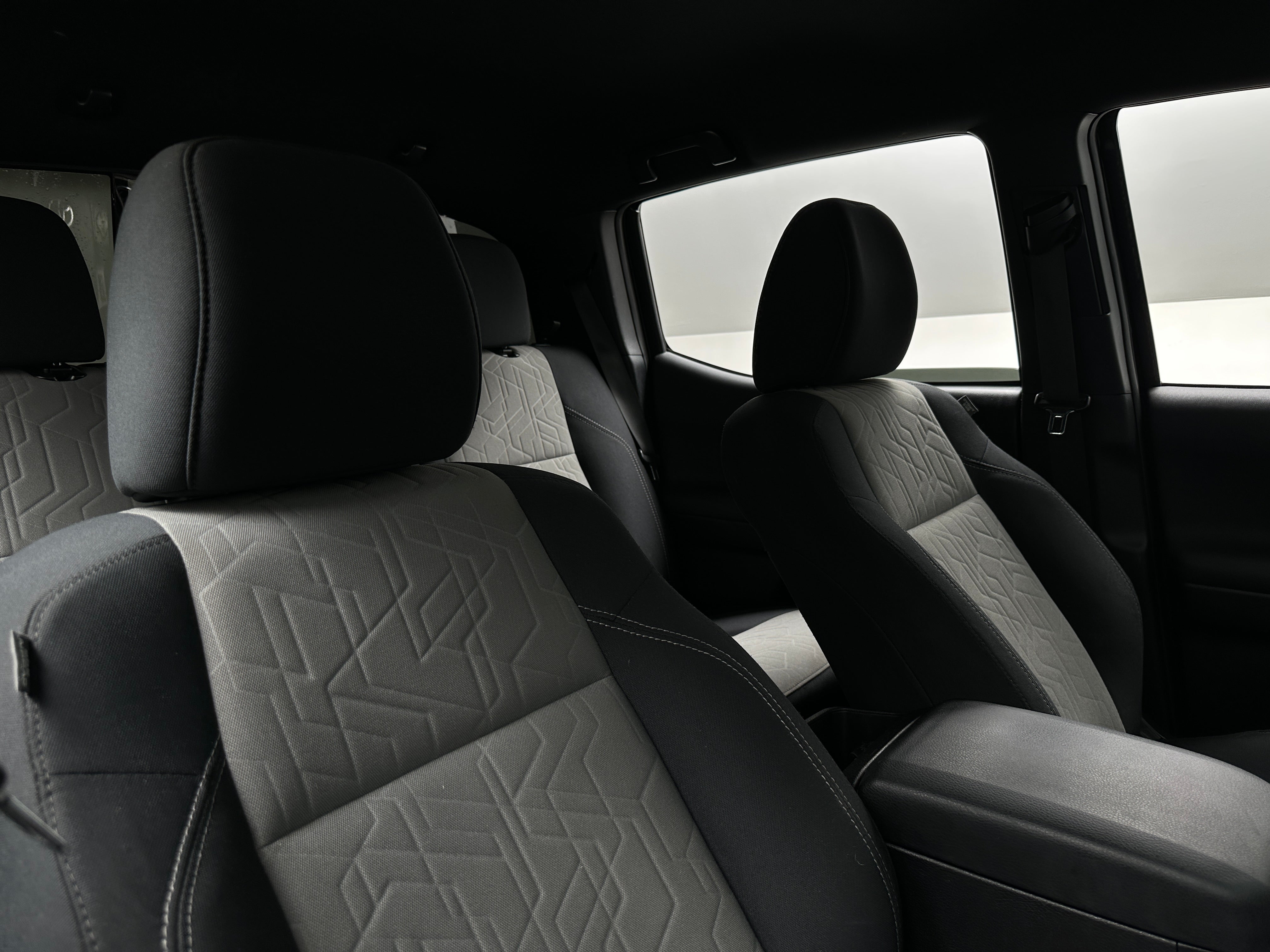 2020 Toyota Tacoma TRD Sport 2