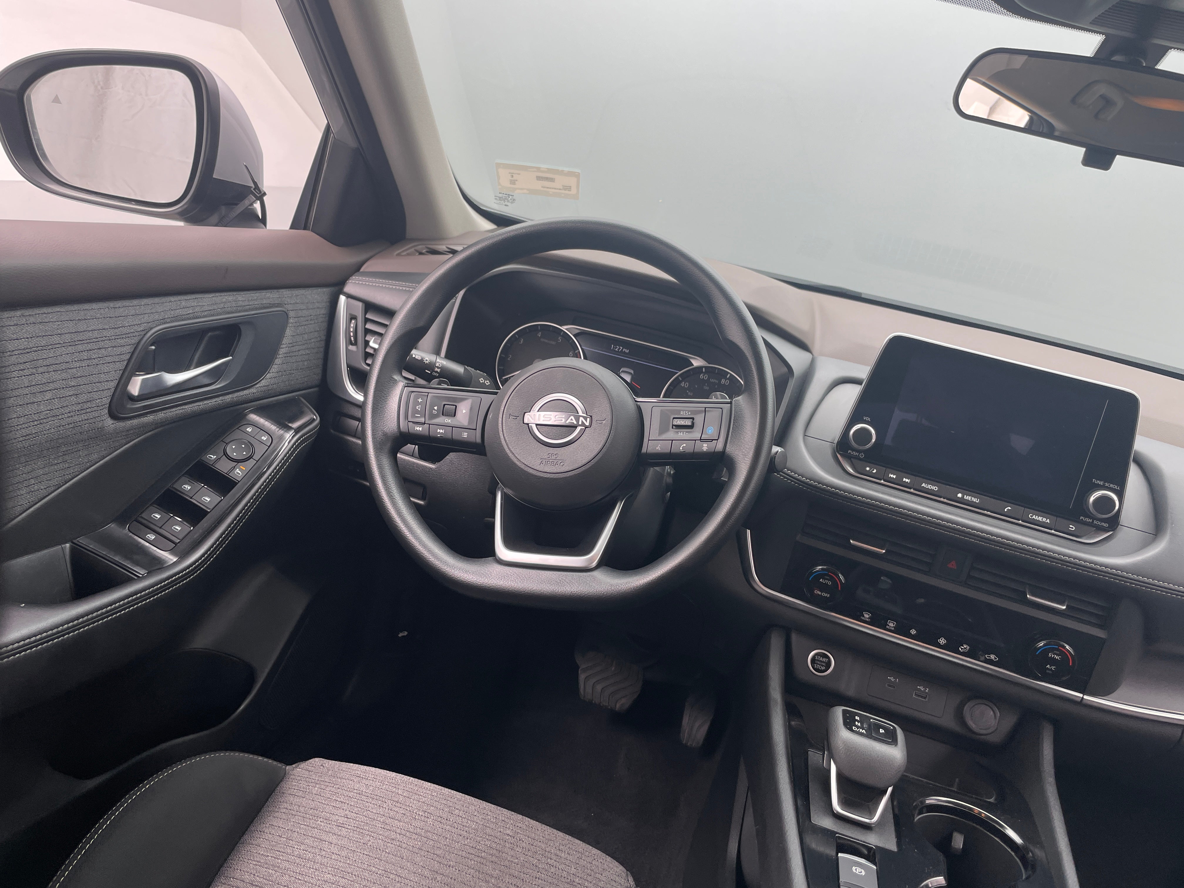 2023 Nissan Rogue SV 5