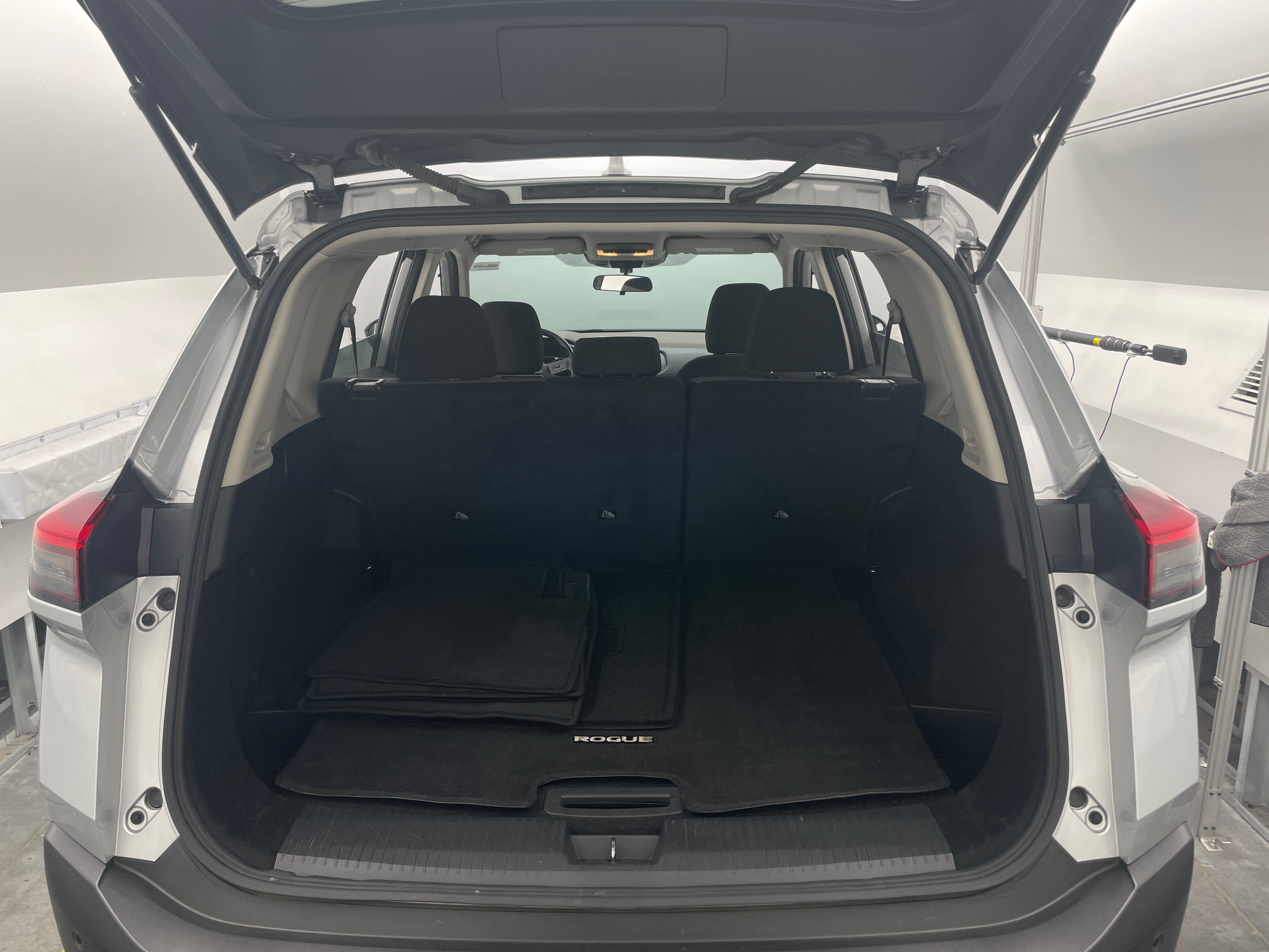 2023 Nissan Rogue SV 7