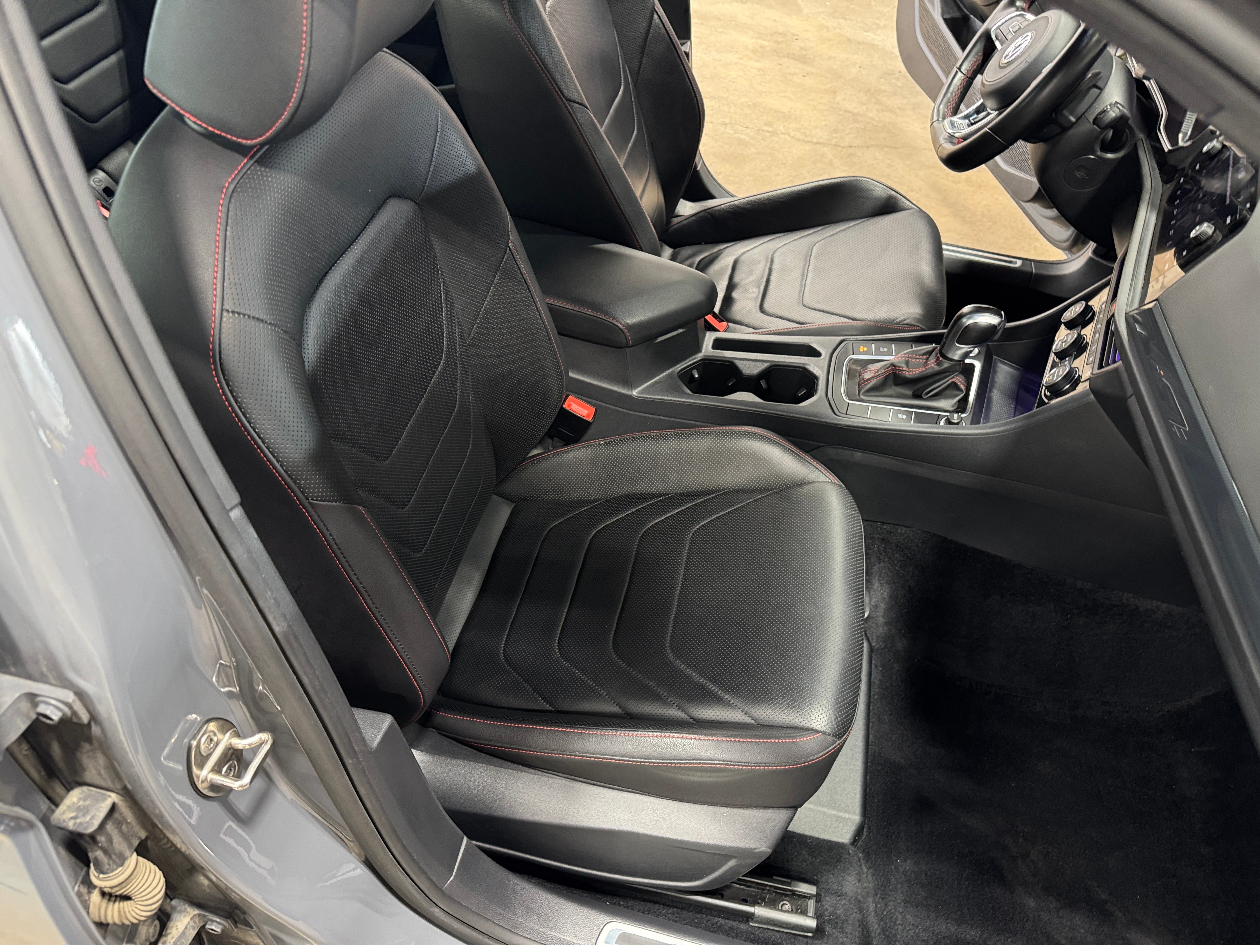 2021 Volkswagen Jetta GLI Autobahn 2