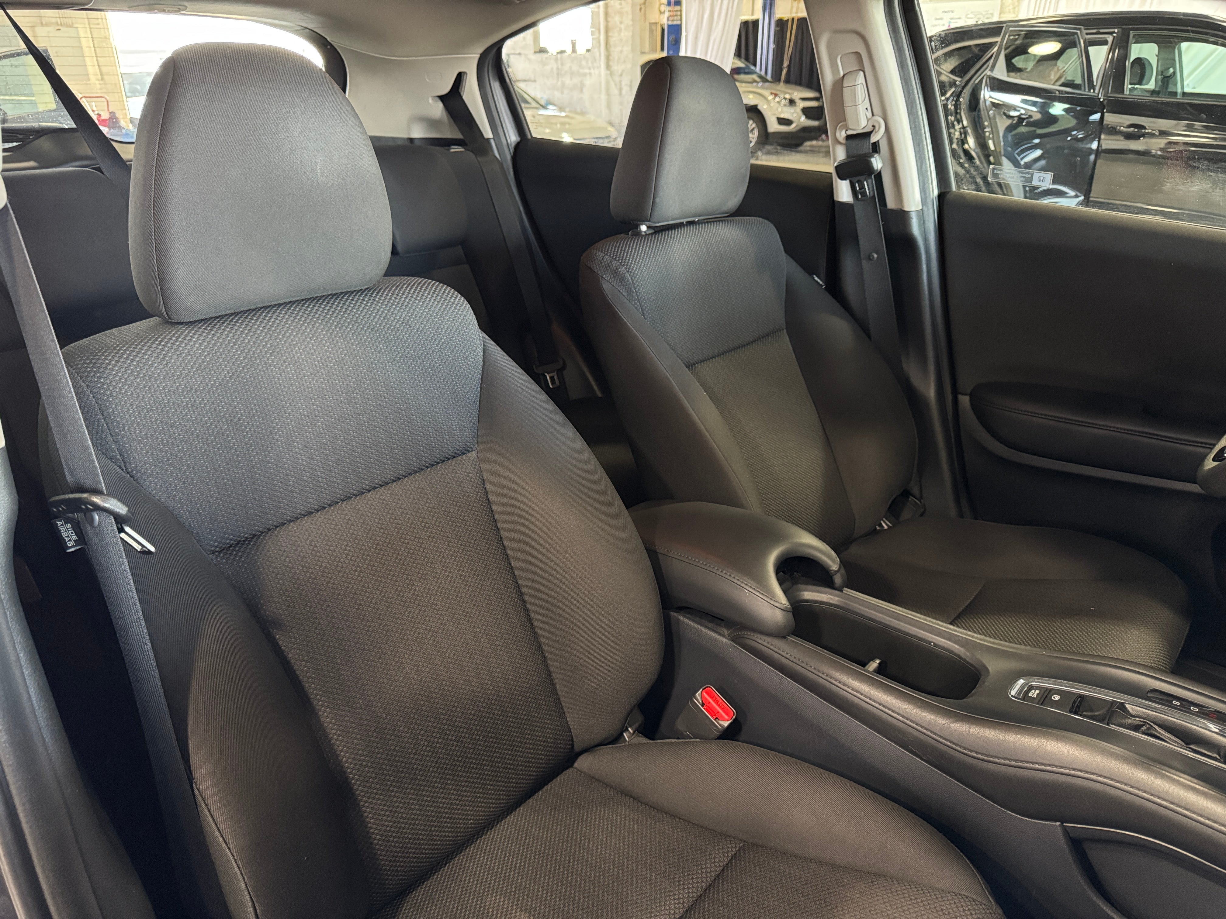 2018 Honda HR-V EX 2